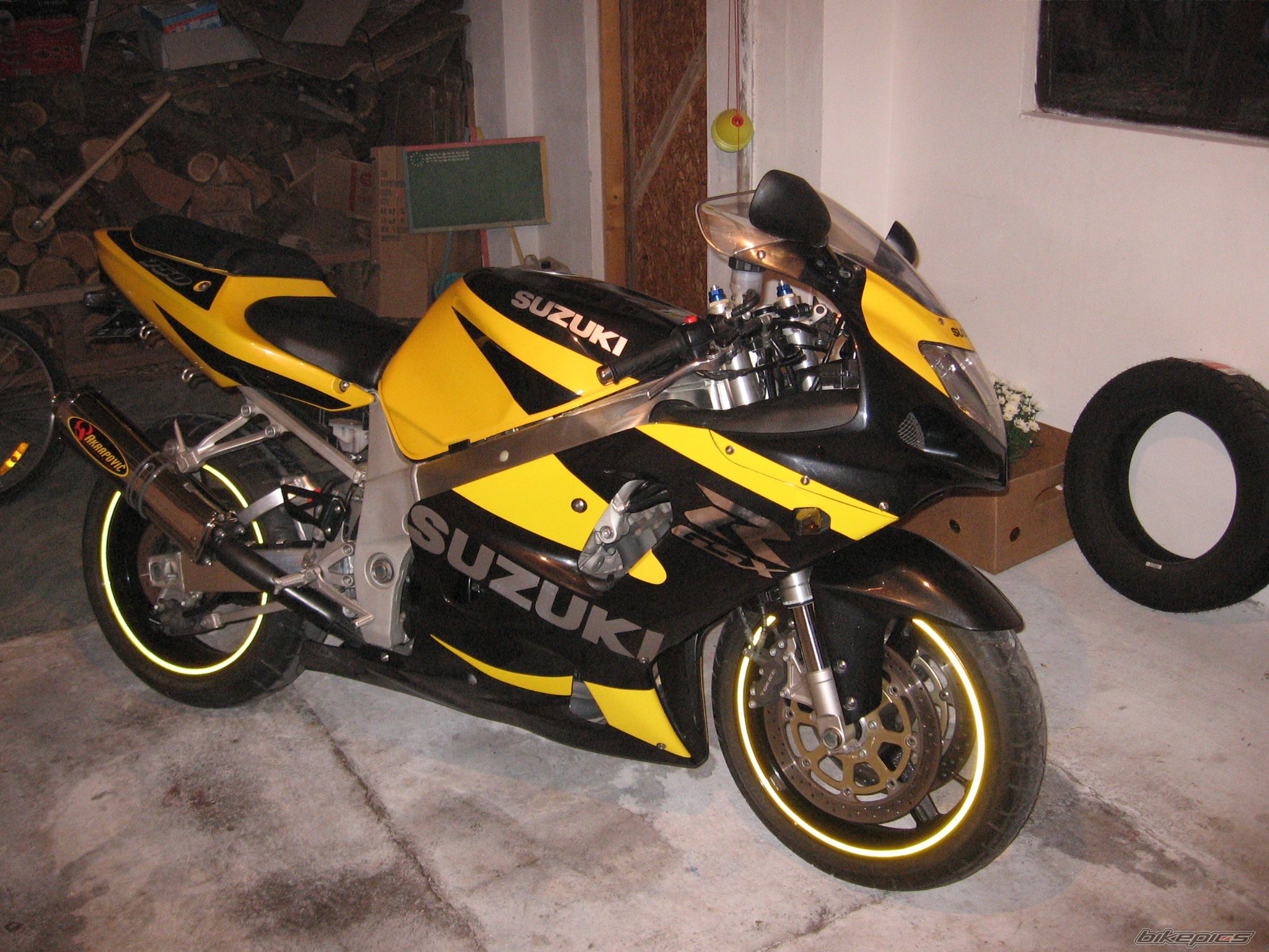 2001 SUZUKI GSX R 750 | Picture 1837565 motorcycle photo