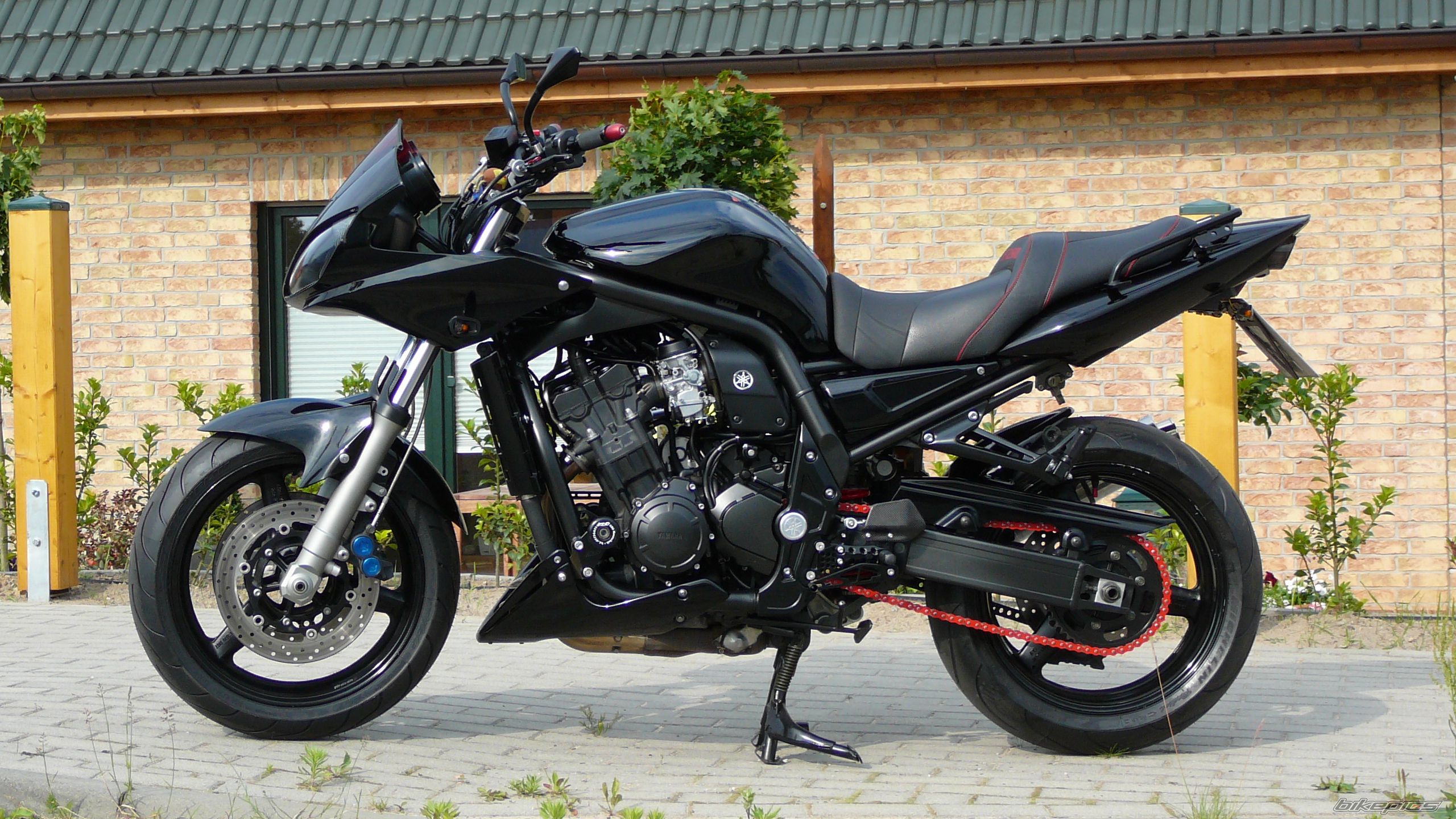 2004 YAMAHA FZS 1000 FAZER | Picture 1839741 motorcycle photo