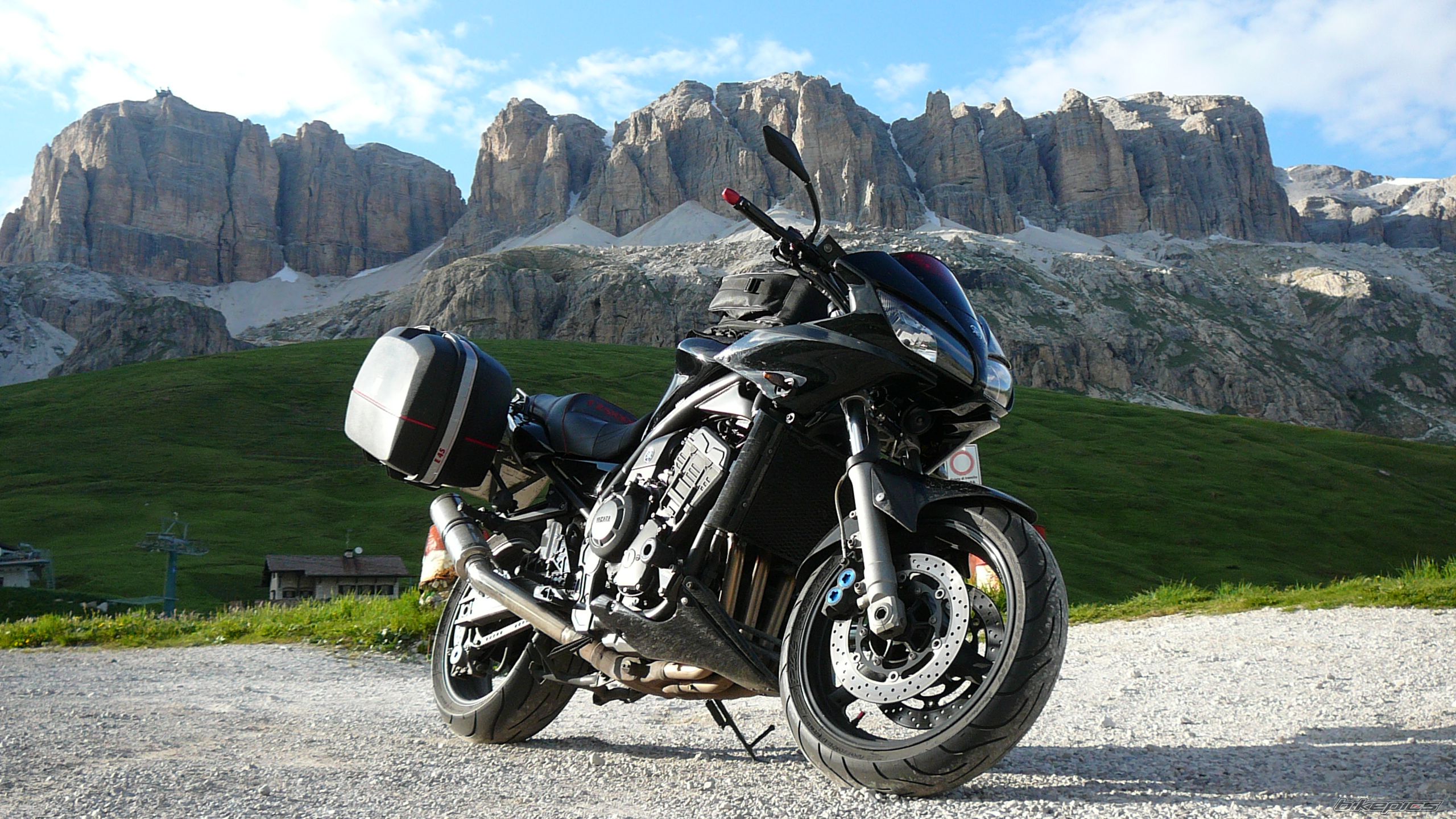 2004 YAMAHA FZS 1000 FAZER | Picture 1839785 motorcycle photo