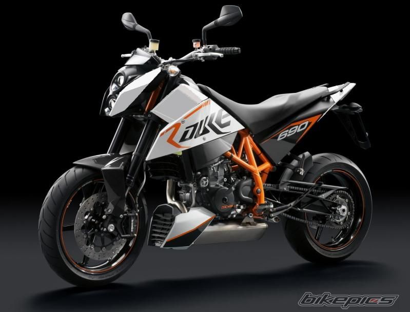 2010 KTM 690 DUKE | Picture 1839847 motorcycle photo