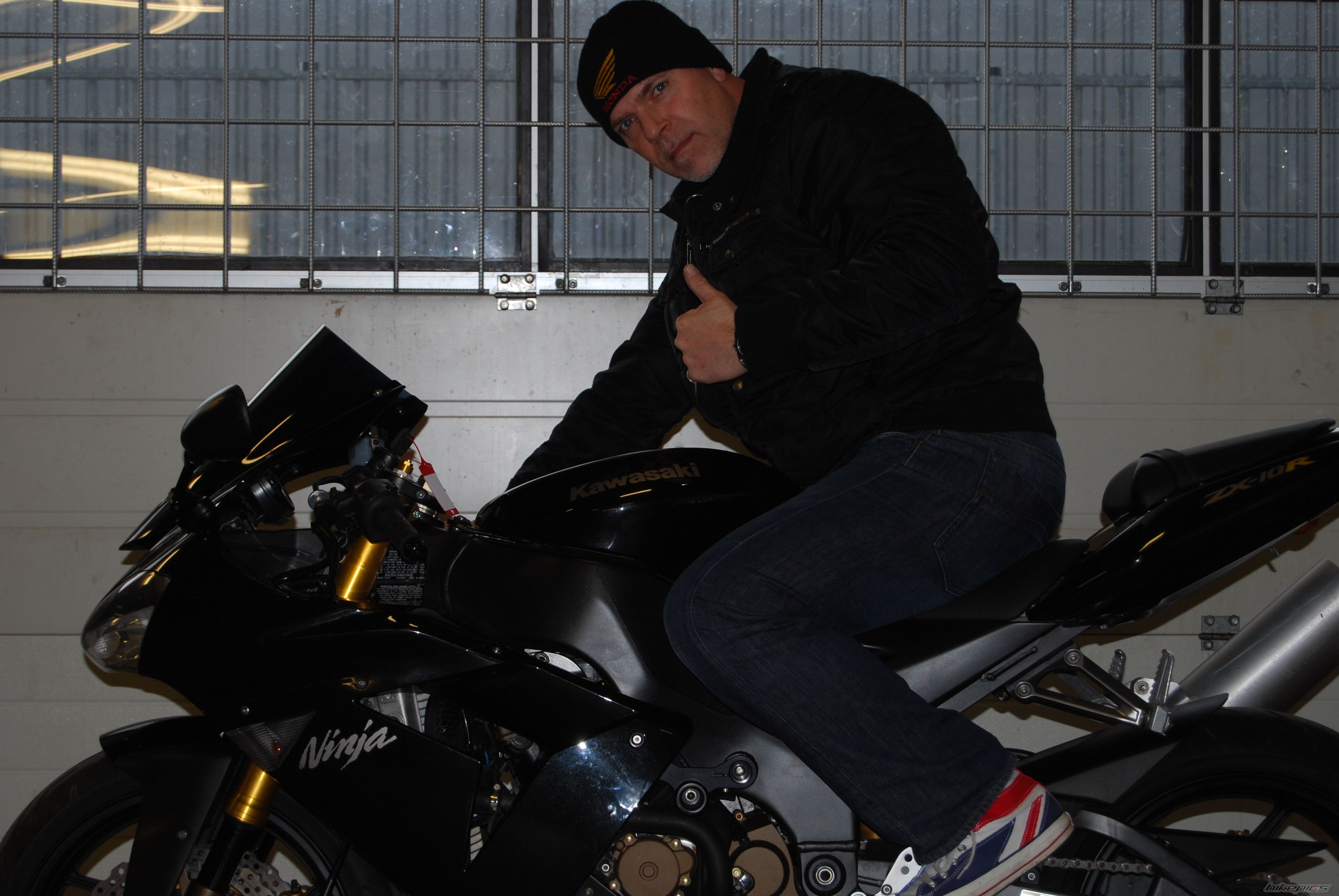 2004 KAWASAKI ZX 10R | Picture 1841015 motorcycle photo