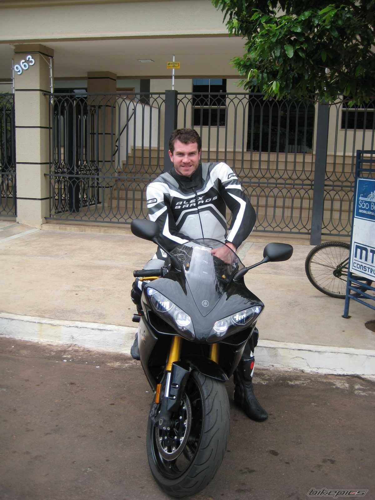 2008 YAMAHA YZF R1 | Picture 1843122 motorcycle photo