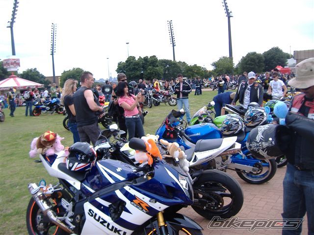 2004 SUZUKI GSX R 1000 | Picture 1844323 motorcycle photo