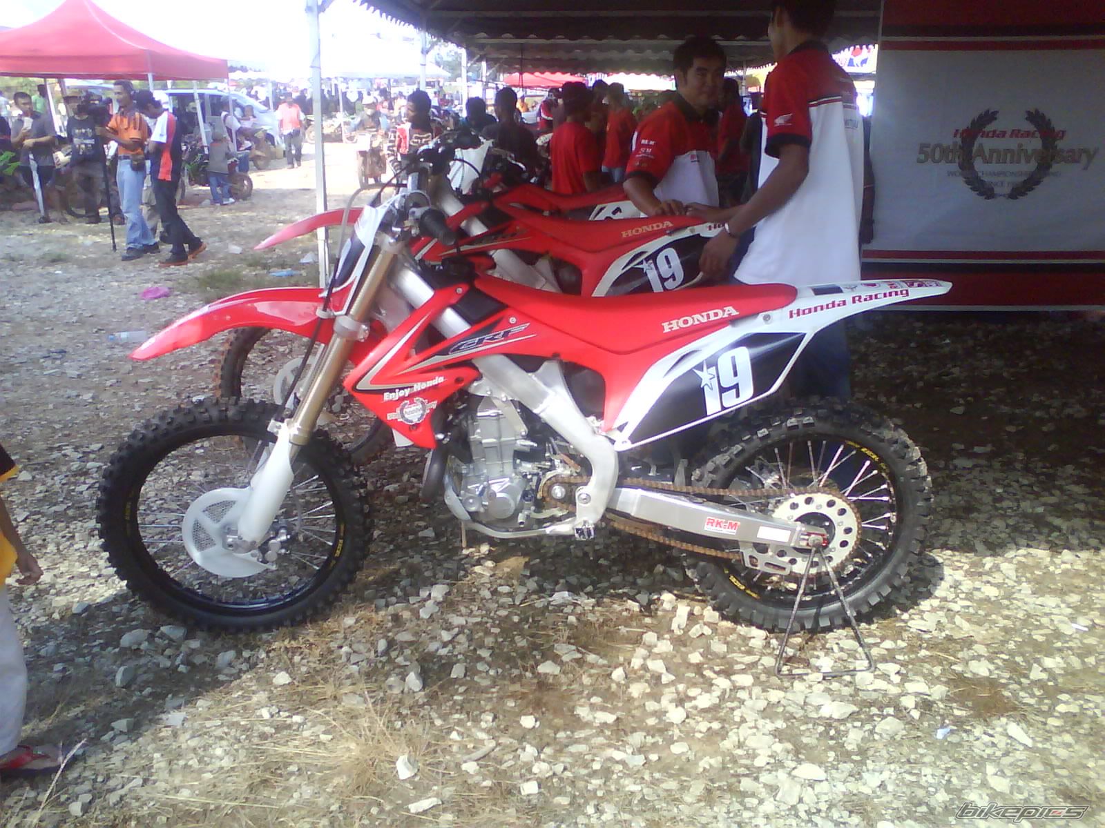2009 HONDA CRF 450 | Picture 1845273 motorcycle photo