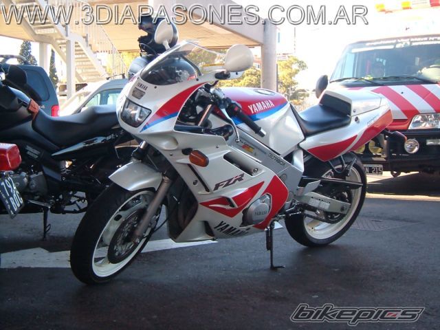 1991 YAMAHA FZR 600 | Picture 1845856 motorcycle photo