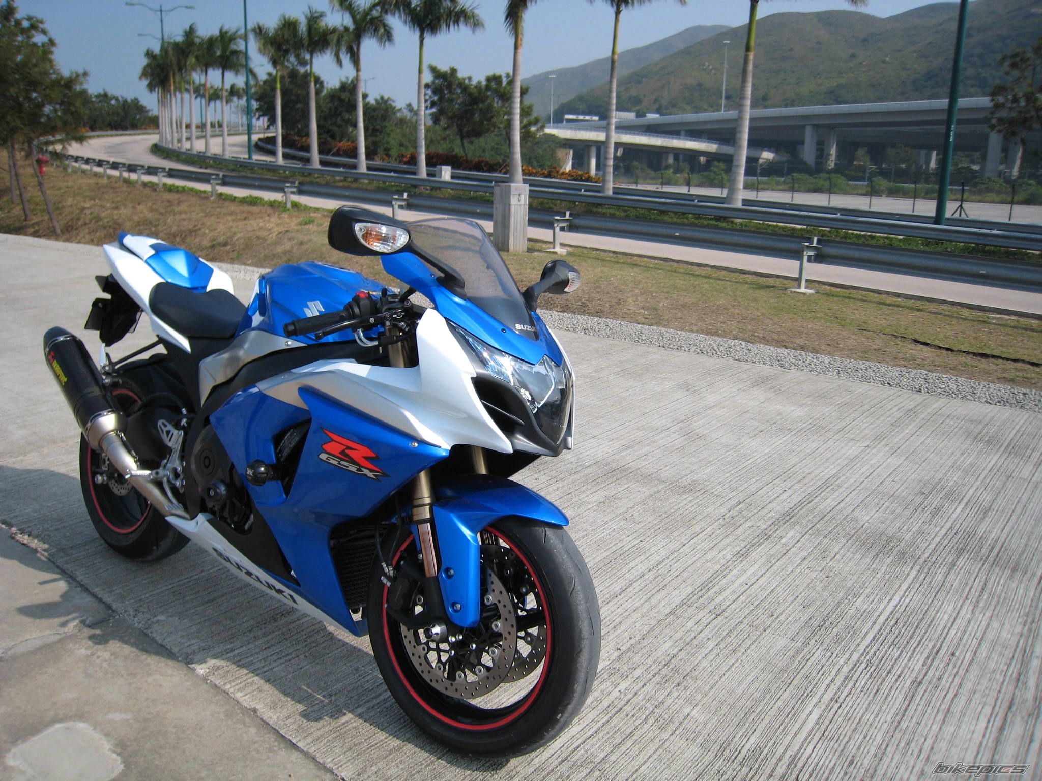 2009 SUZUKI GSX R 1000 | Picture 1846122 motorcycle photo