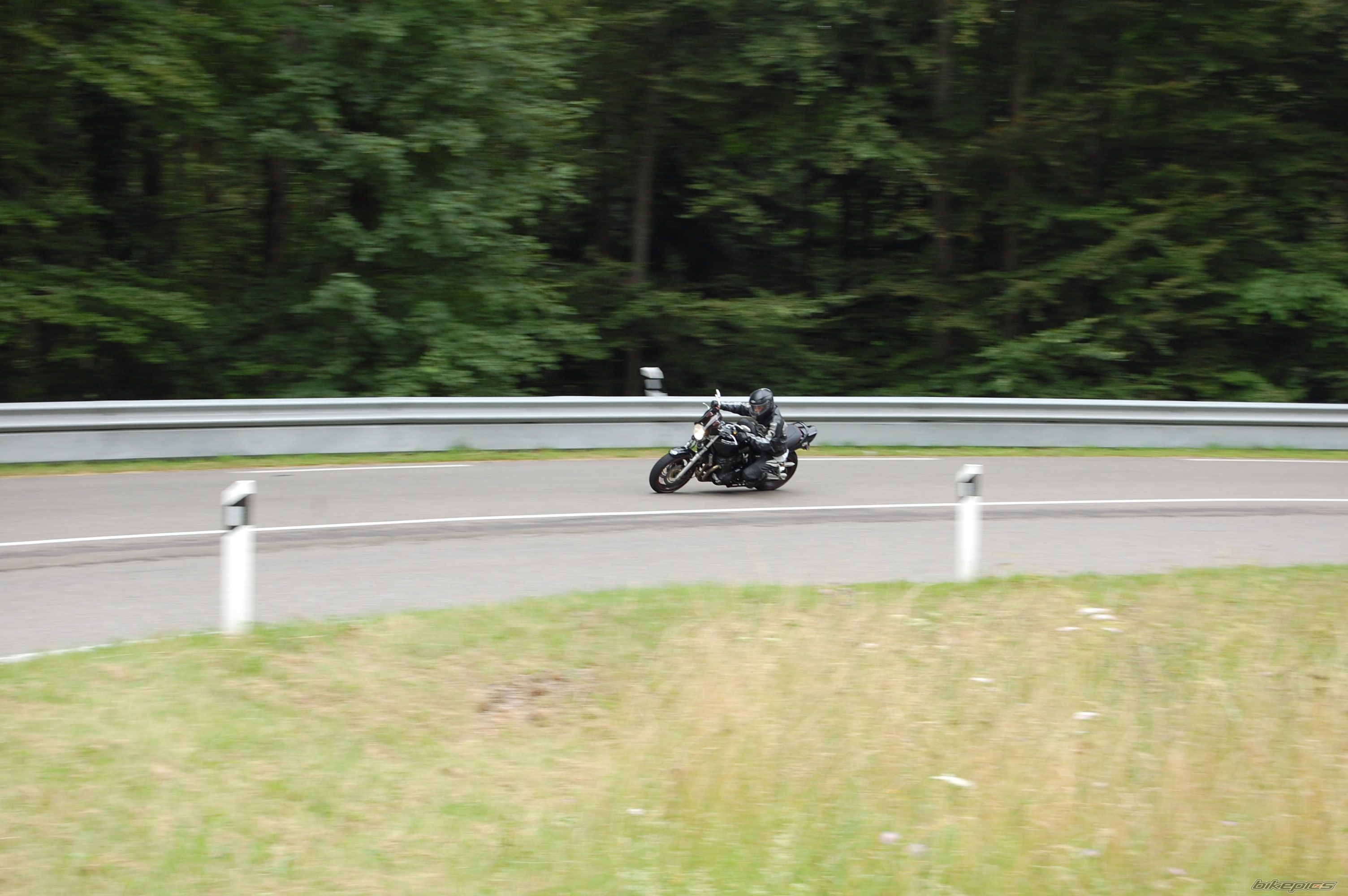 2002 SUZUKI GSX 750 | Picture 1846222 motorcycle photo
