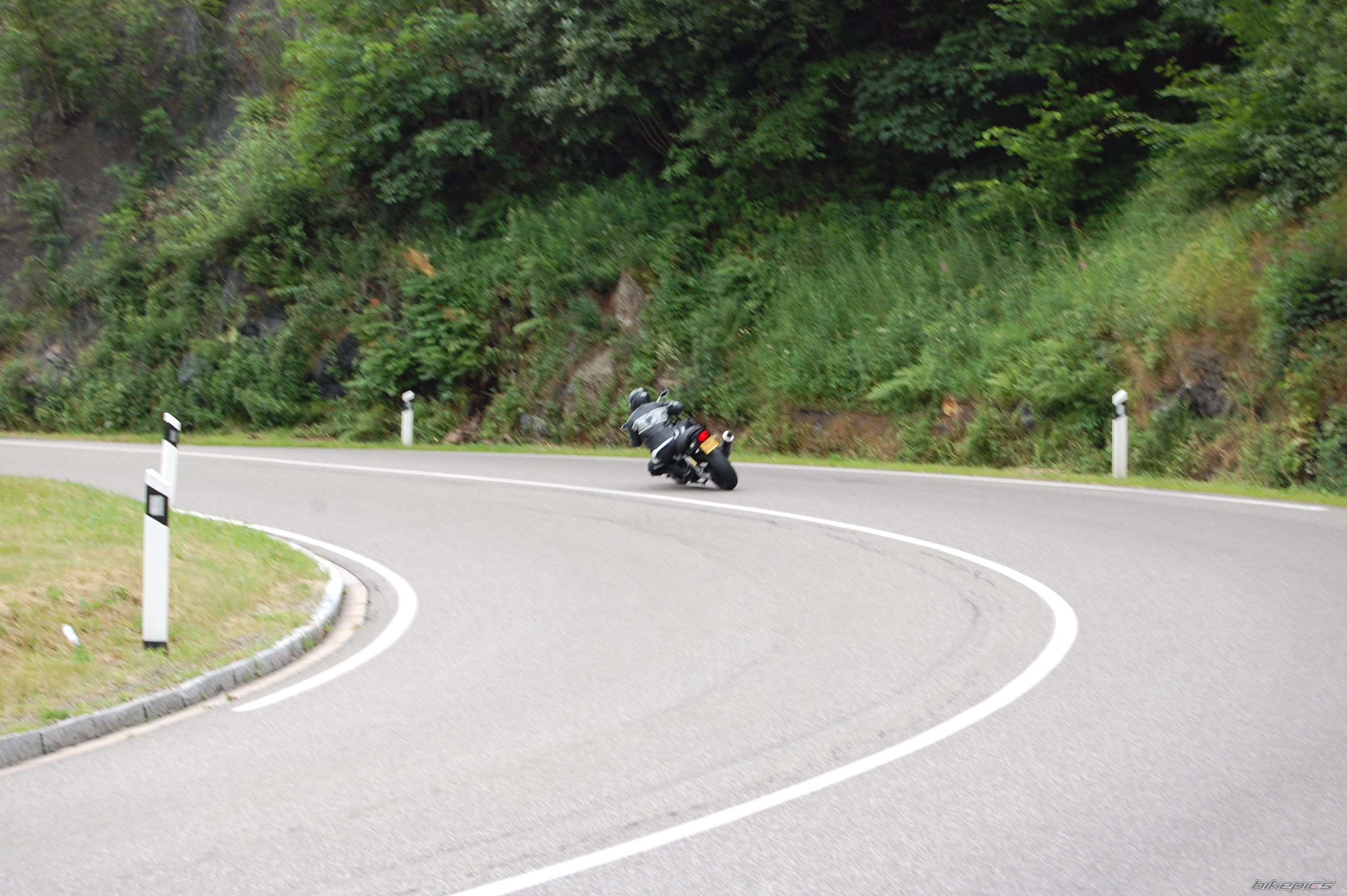 2002 SUZUKI GSX 750 | Picture 1846223 motorcycle photo