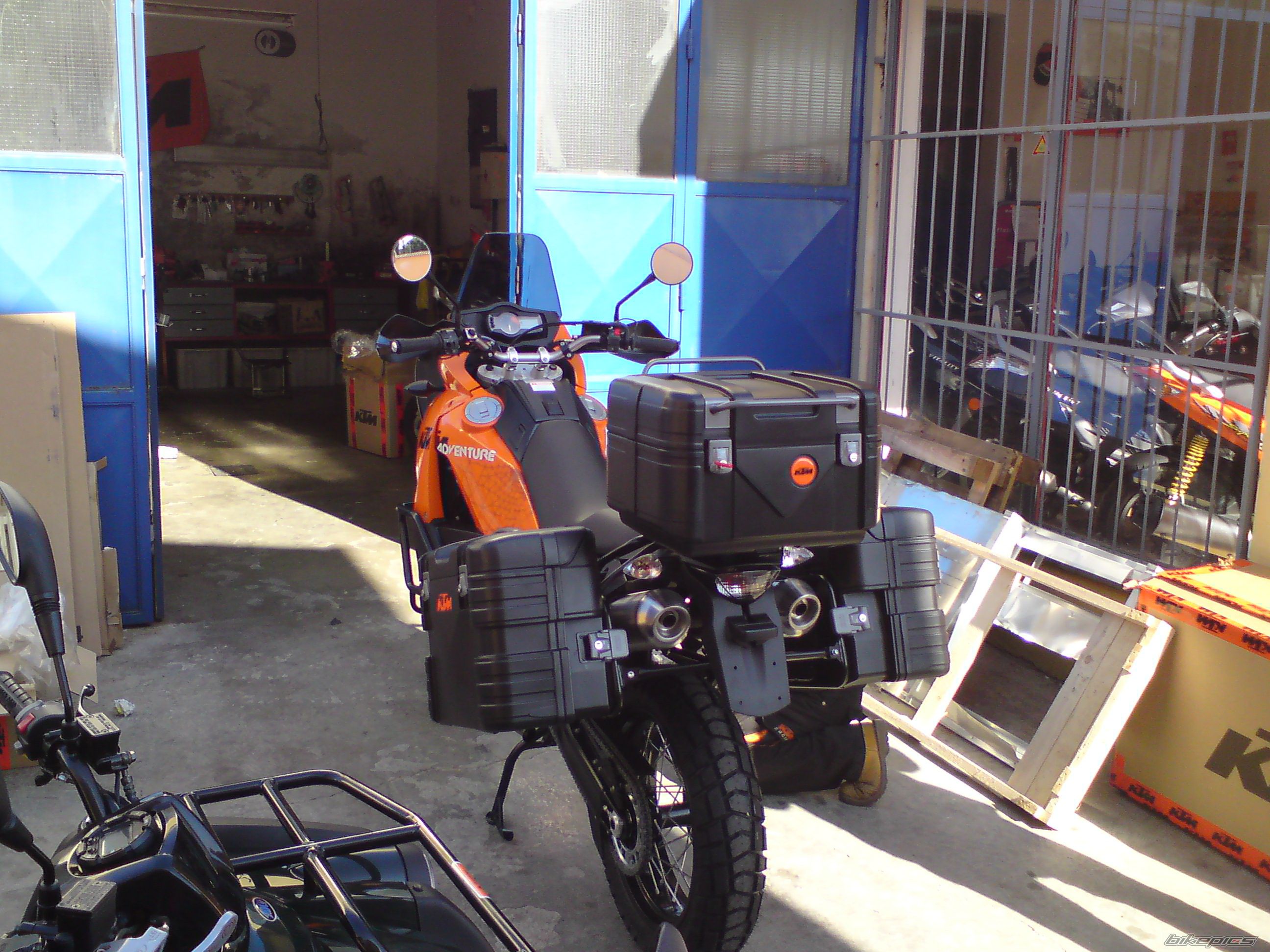 2009 KTM 990 ADVENTURE S | Picture 1849115 motorcycle photo