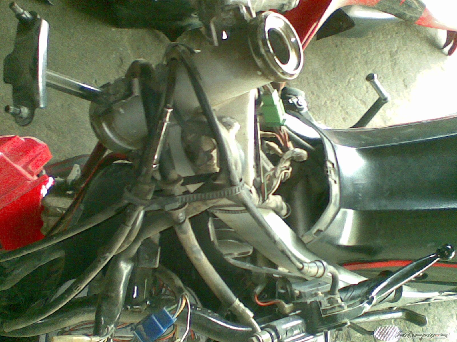 2005 SUZUKI SATRIA 120 | Picture 1853902 motorcycle photo