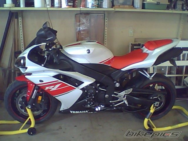 2008 YAMAHA YZF R1 | Picture 1856133 motorcycle photo