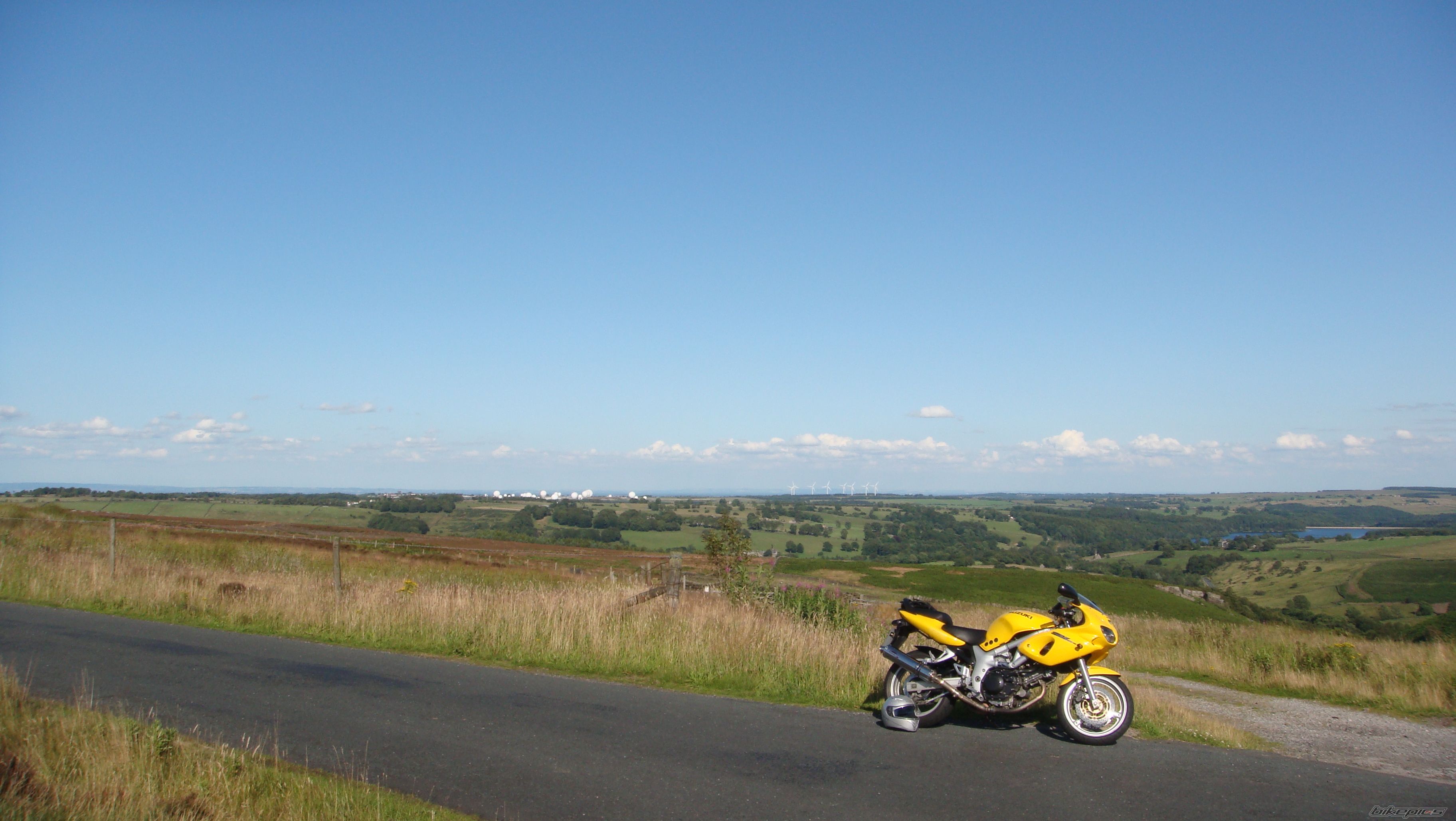 2002 SUZUKI SV 650S | Picture 1856319 motorcycle photo