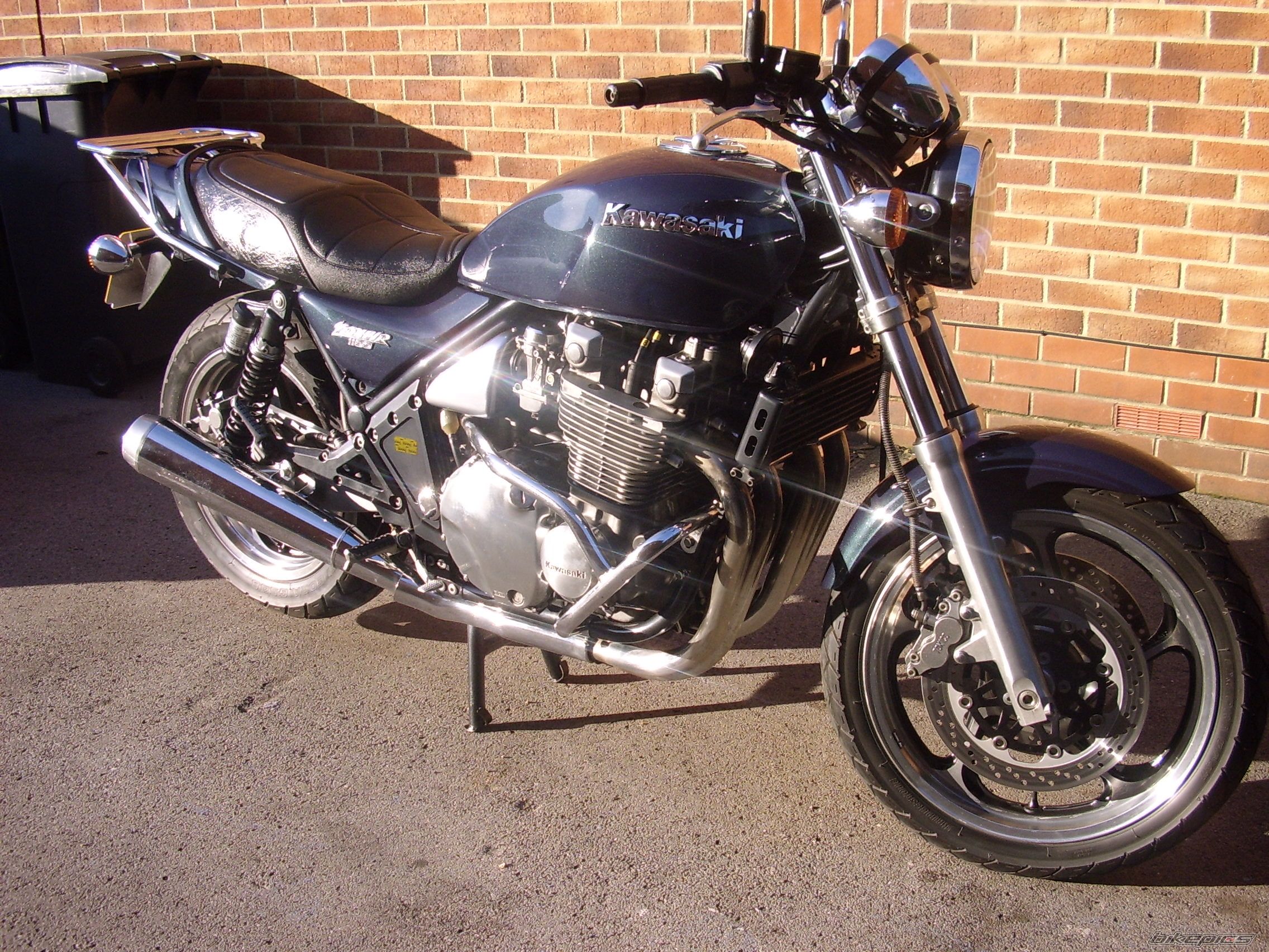1995 KAWASAKI ZR 1100 | Picture 1856890 motorcycle photo