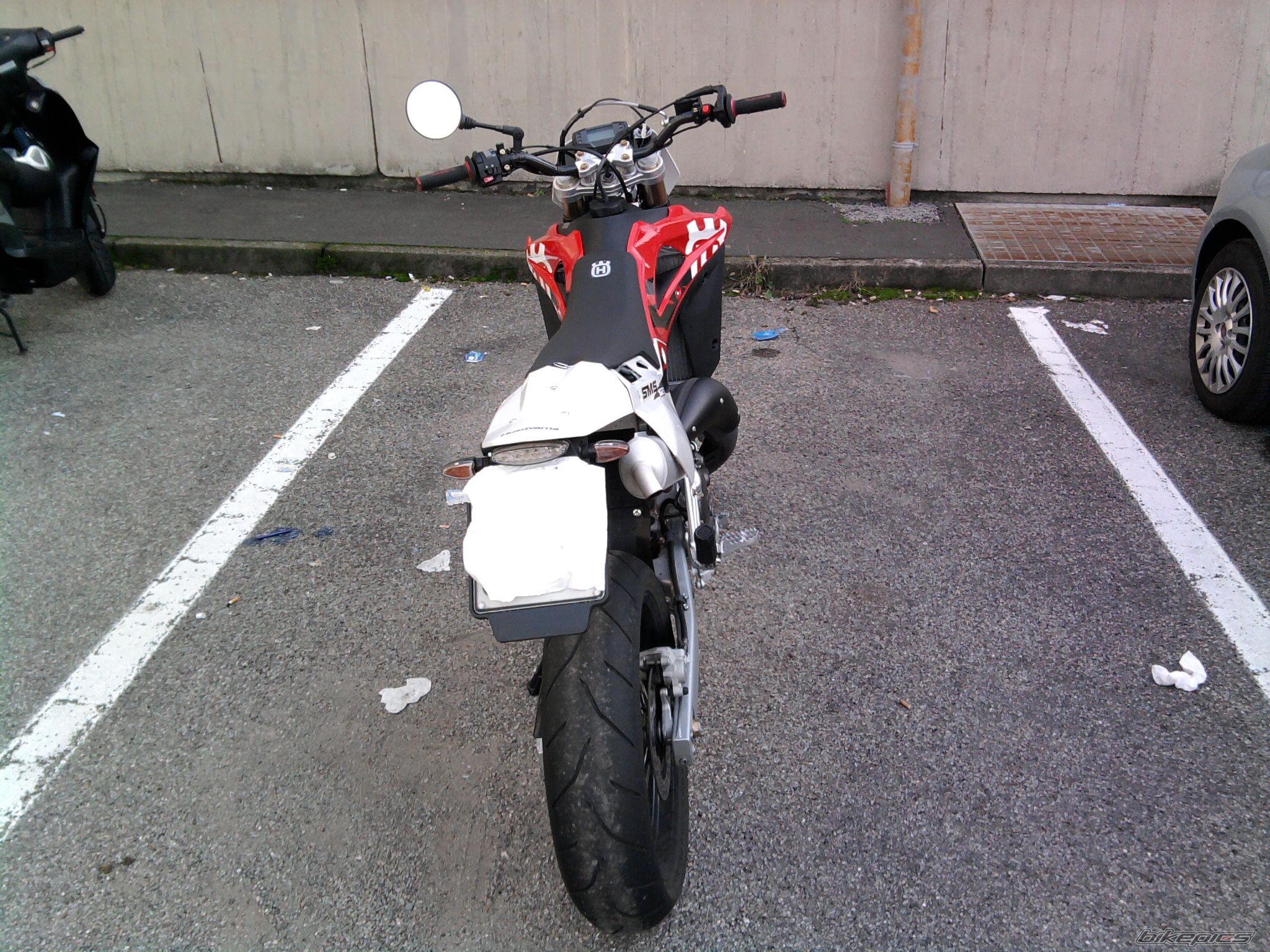 2009 HUSQVARNA SM 125 S | Picture 1857769 motorcycle photo