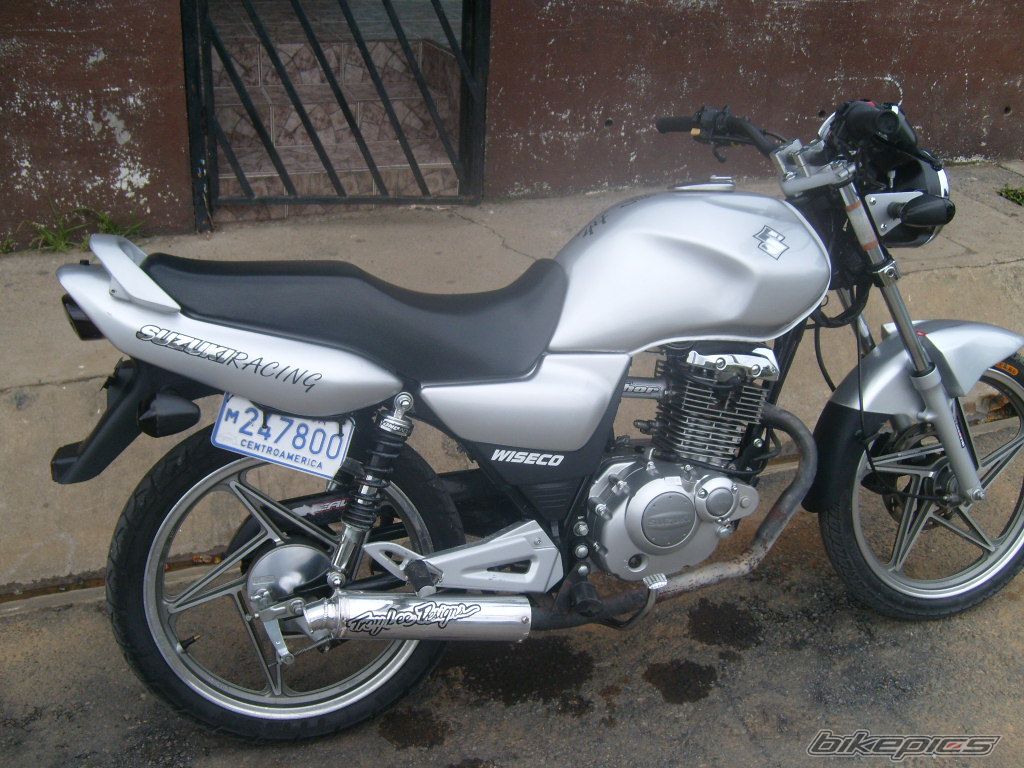 2009 SUZUKI EN 125 | Picture 1857836 motorcycle photo