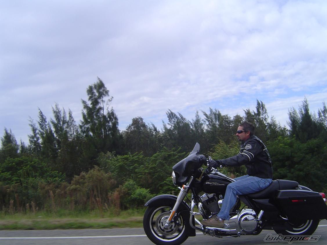 2009 HARLEY DAVIDSON FLHX | Picture 1858131 motorcycle photo