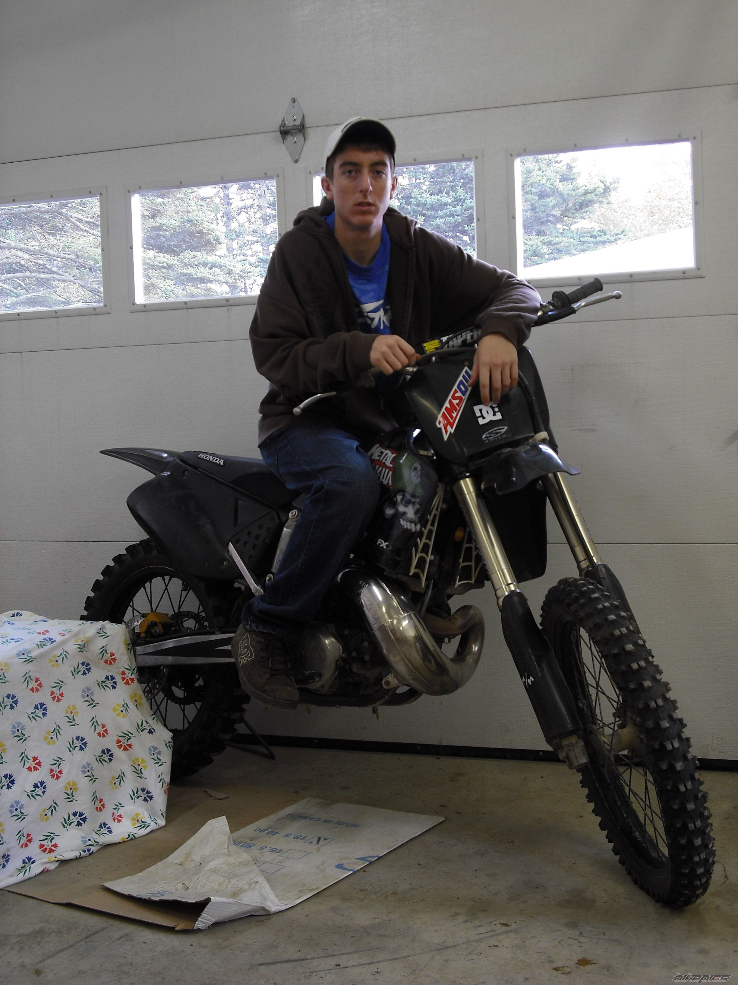 2001 HONDA CR 250 | Picture 1861013 motorcycle photo