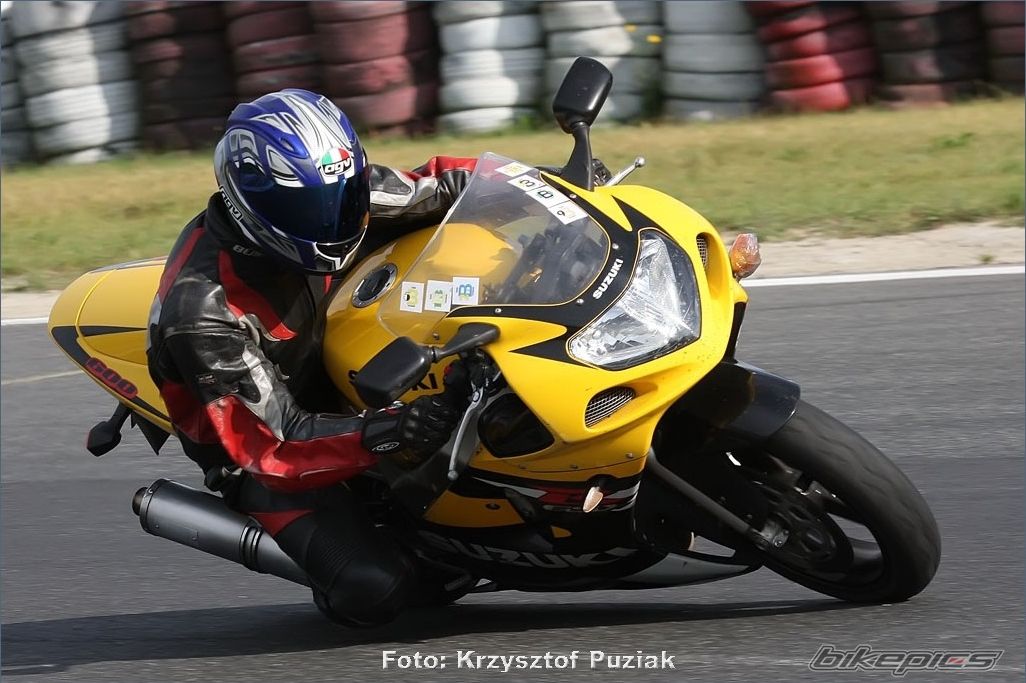 2001 SUZUKI GSX R 600 | Picture 1861473 motorcycle photo