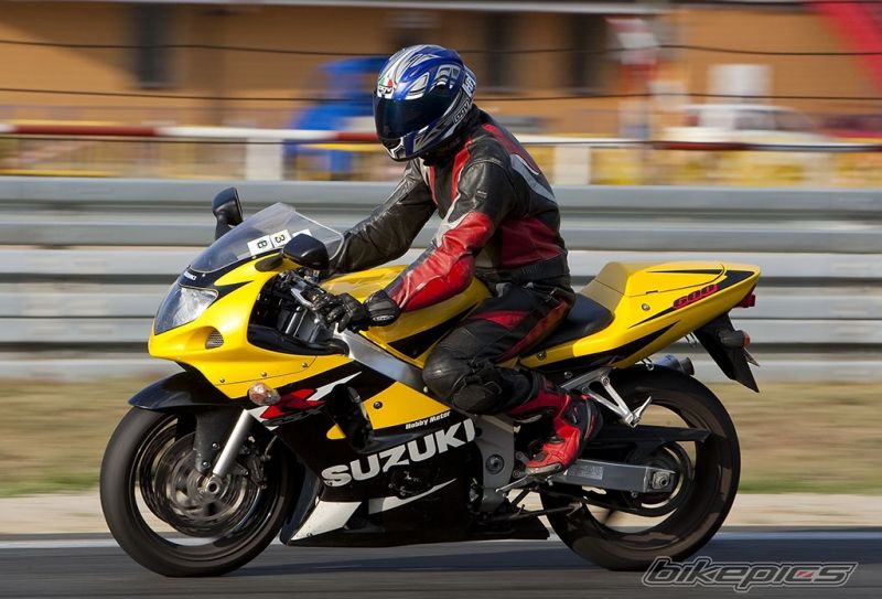 2001 SUZUKI GSX R 600 | Picture 1861481 motorcycle photo