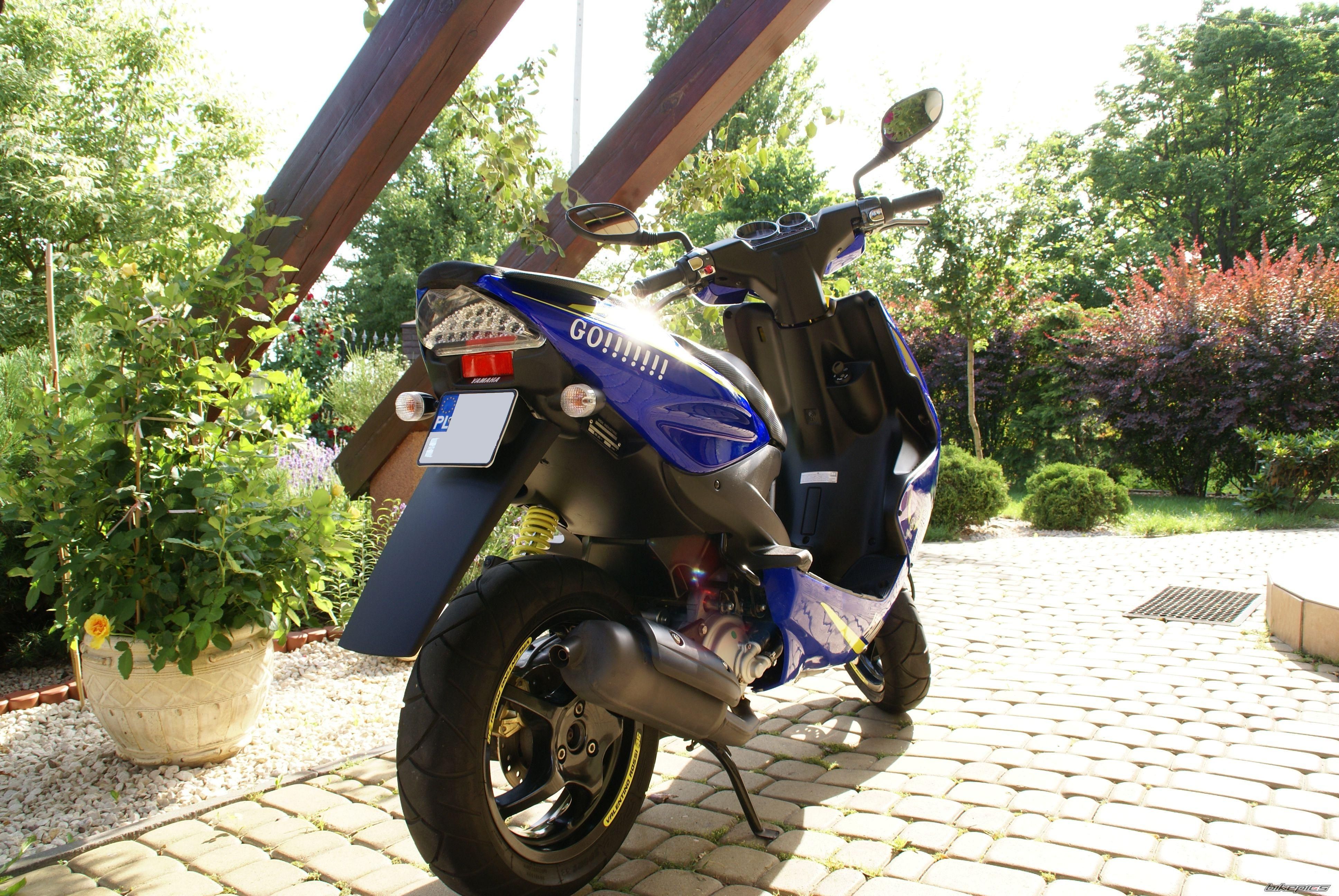 2005 YAMAHA AEROX 50 | Picture 1863067 motorcycle photo