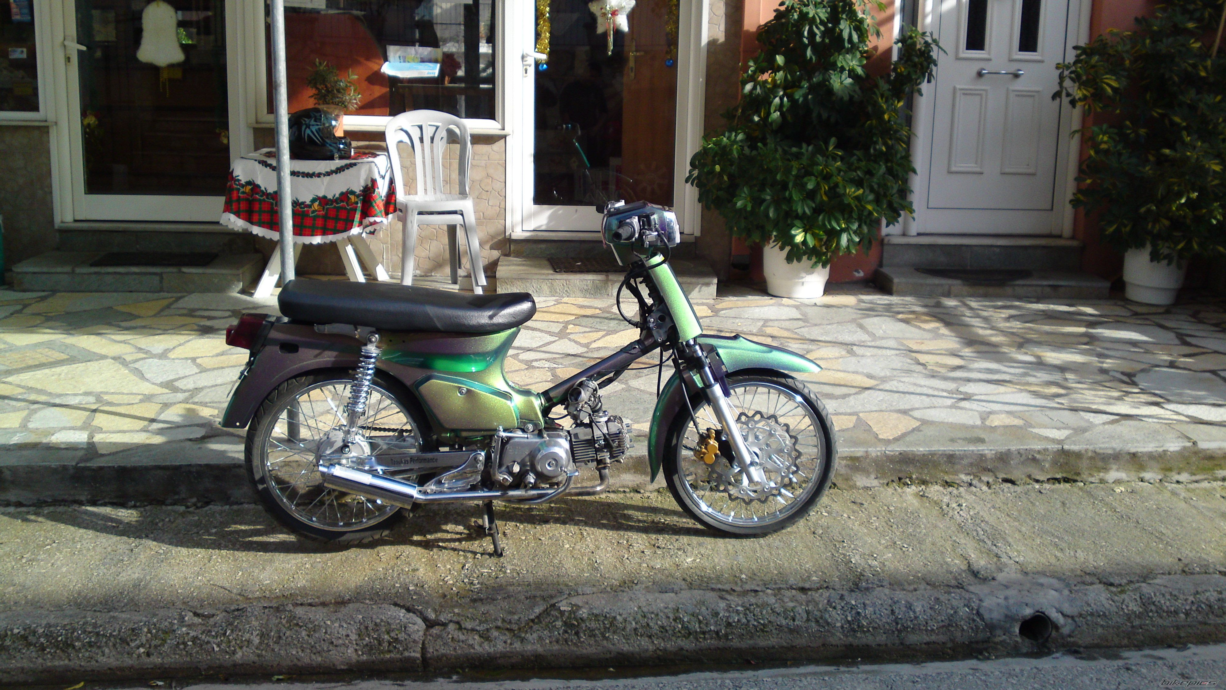 2010 HONDA GLX 50 | Picture 1864413 motorcycle photo