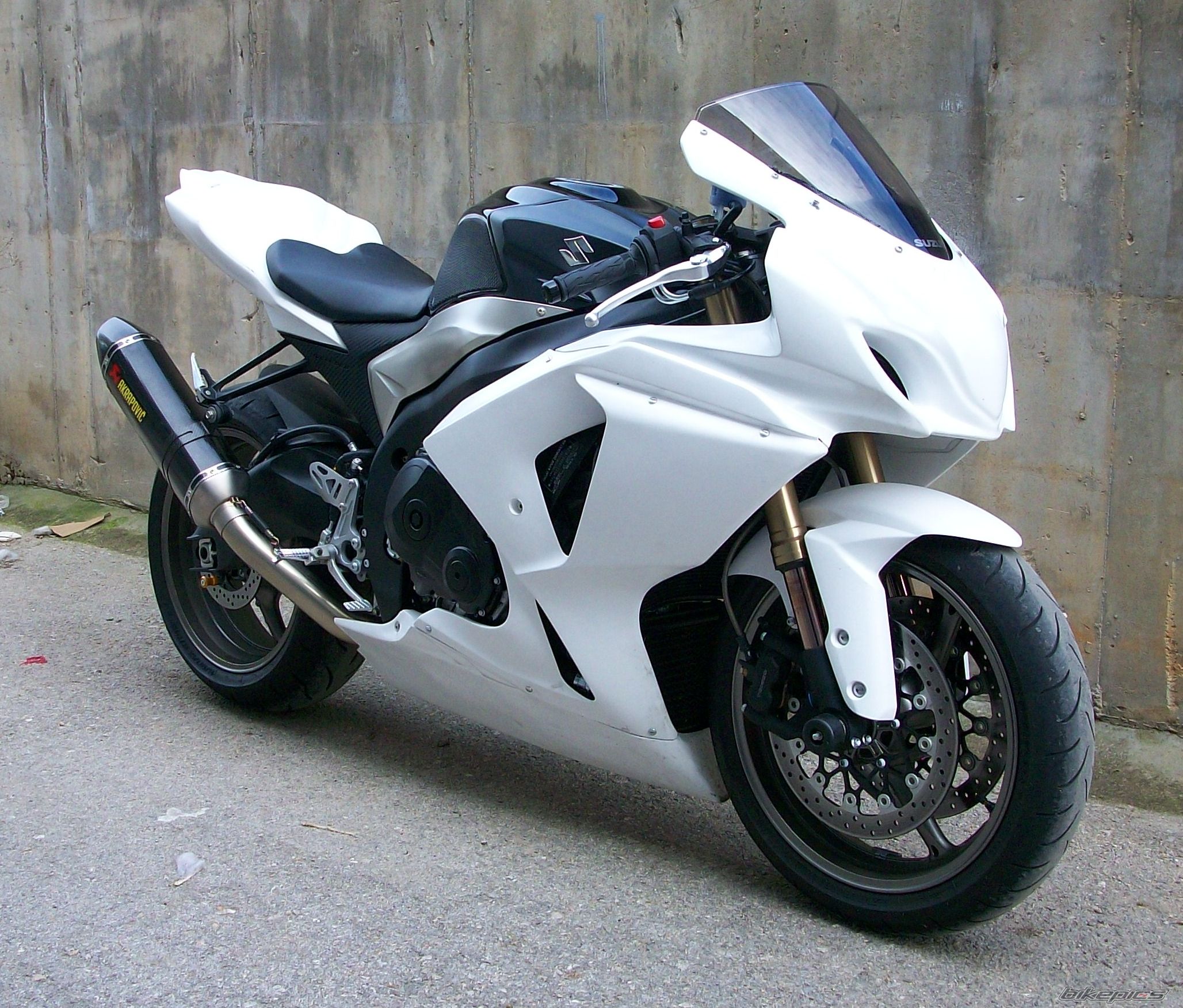 2009 SUZUKI GSX R 1000 | Picture 1864671 motorcycle photo