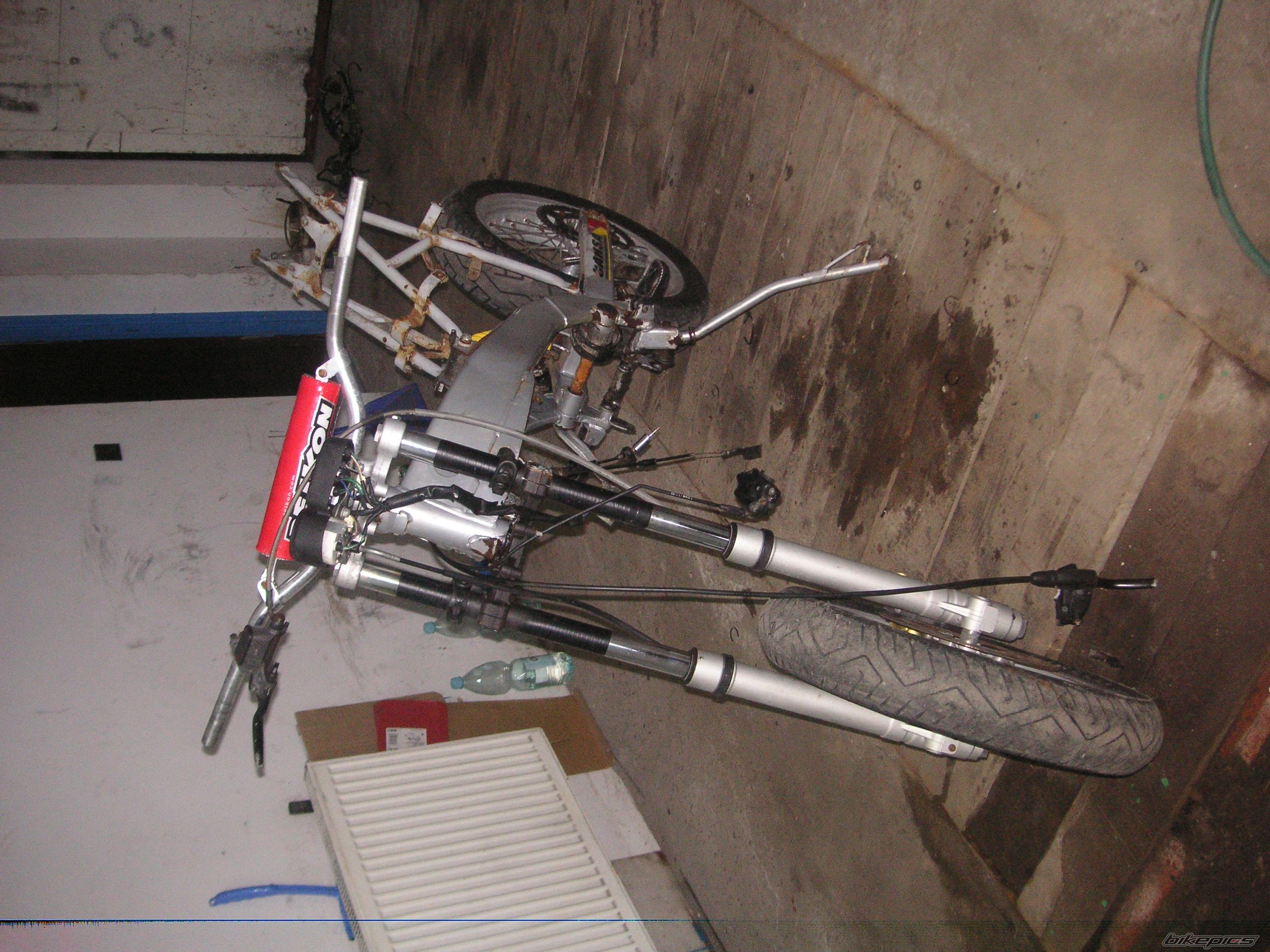 2004 PEUGEOT XPS SM | Picture 1864675 motorcycle photo