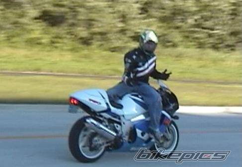1999 SUZUKI GSX R 750 | Picture 18648 motorcycle photo