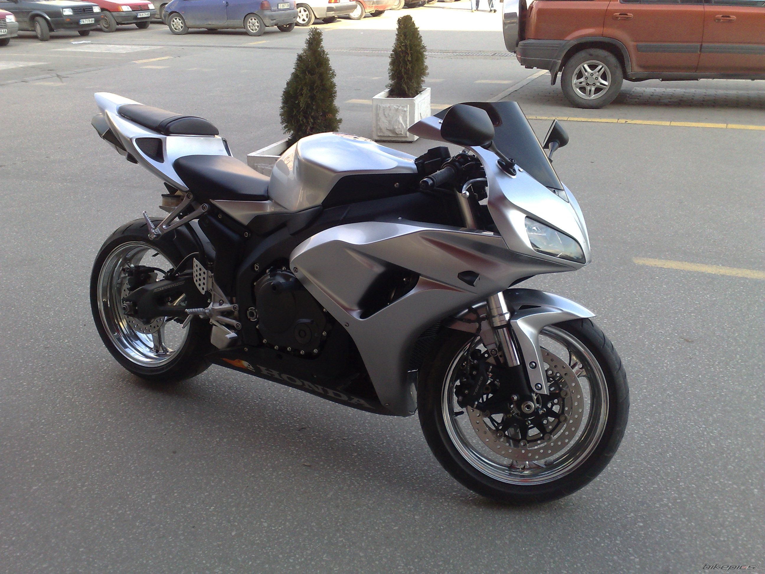 2007 HONDA CBR 1000  RR | Picture 1865616 motorcycle photo