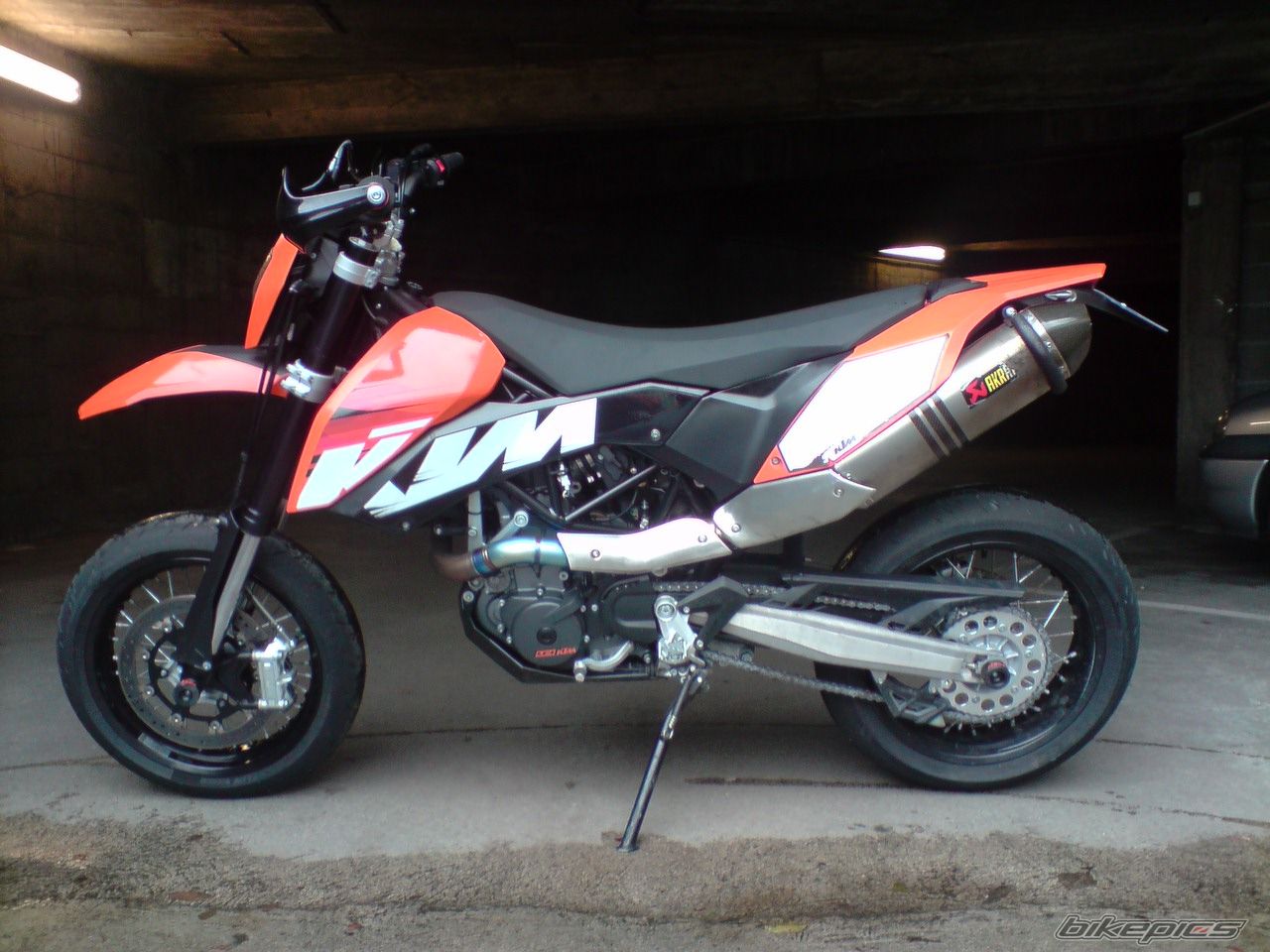 2008 KTM 690 SUPERMOTO | Picture 1866787 motorcycle photo
