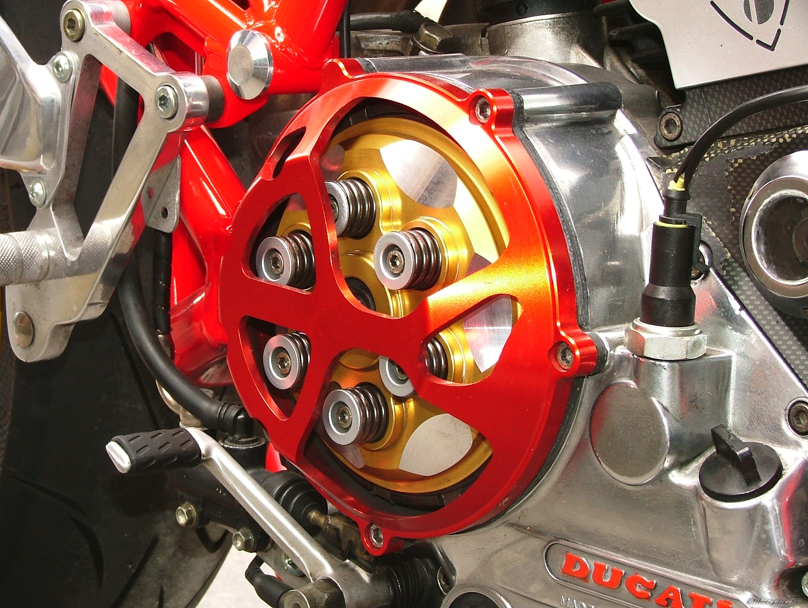 1998 DUCATI 900 SS | Picture 1867374 motorcycle photo
