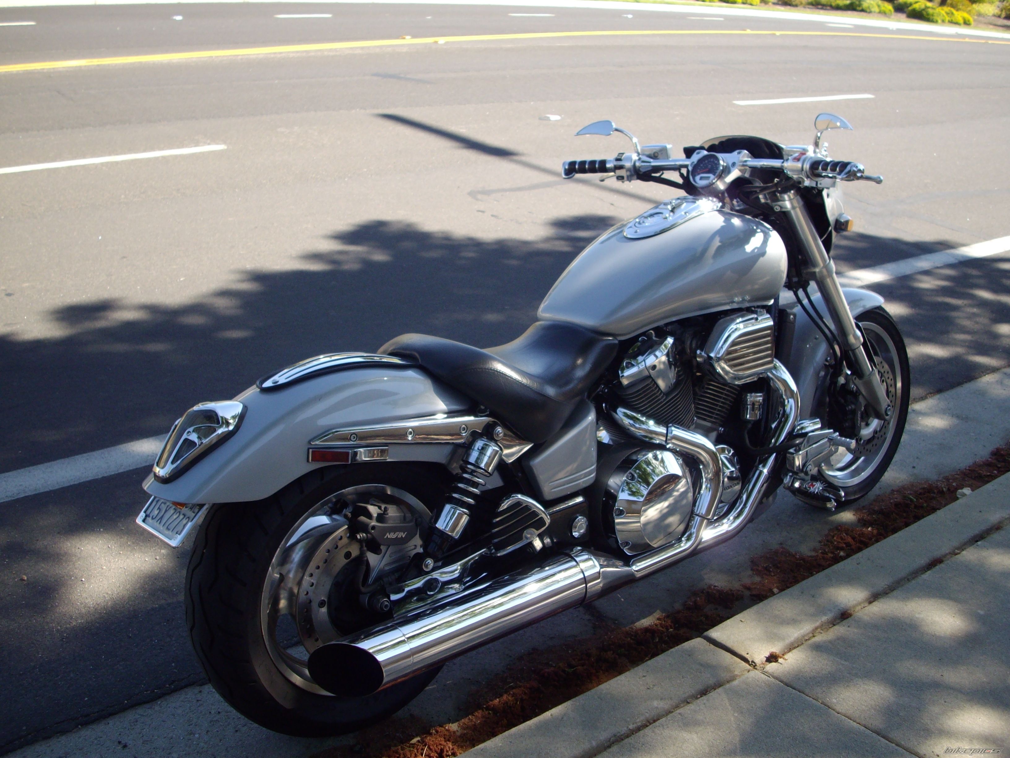2002 HONDA VTX 1800 | Picture 1868001 motorcycle photo