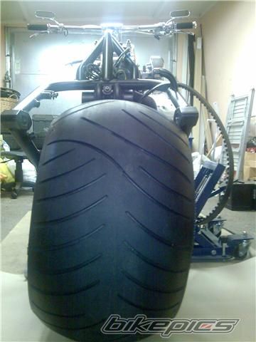 2009 HARLEY DAVIDSON CUSTOM | Picture 1868771 motorcycle photo