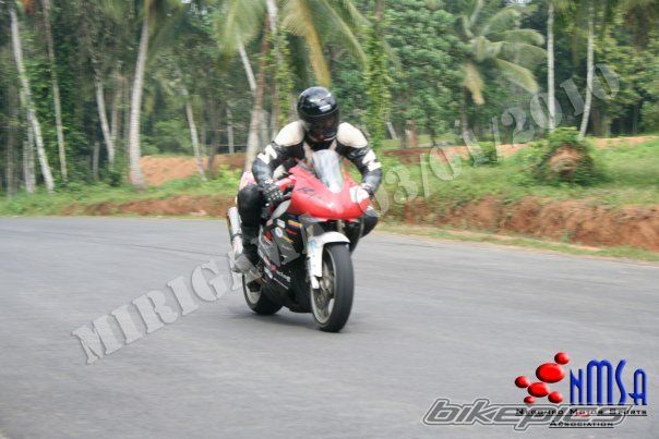 1999 YAMAHA YZF R1 | Picture 1871990 motorcycle photo