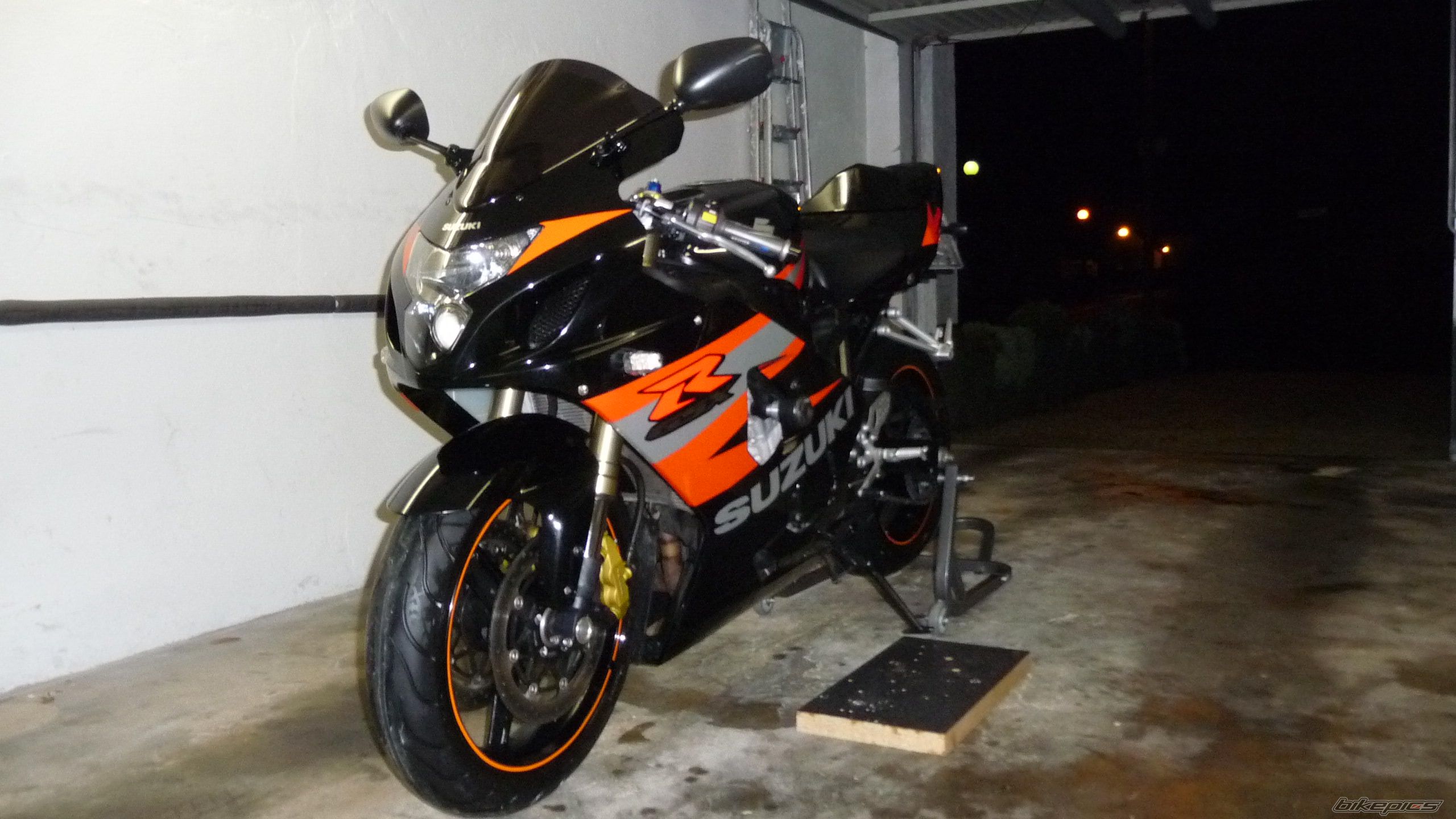2005 SUZUKI GSX R 600 | Picture 1872789 motorcycle photo