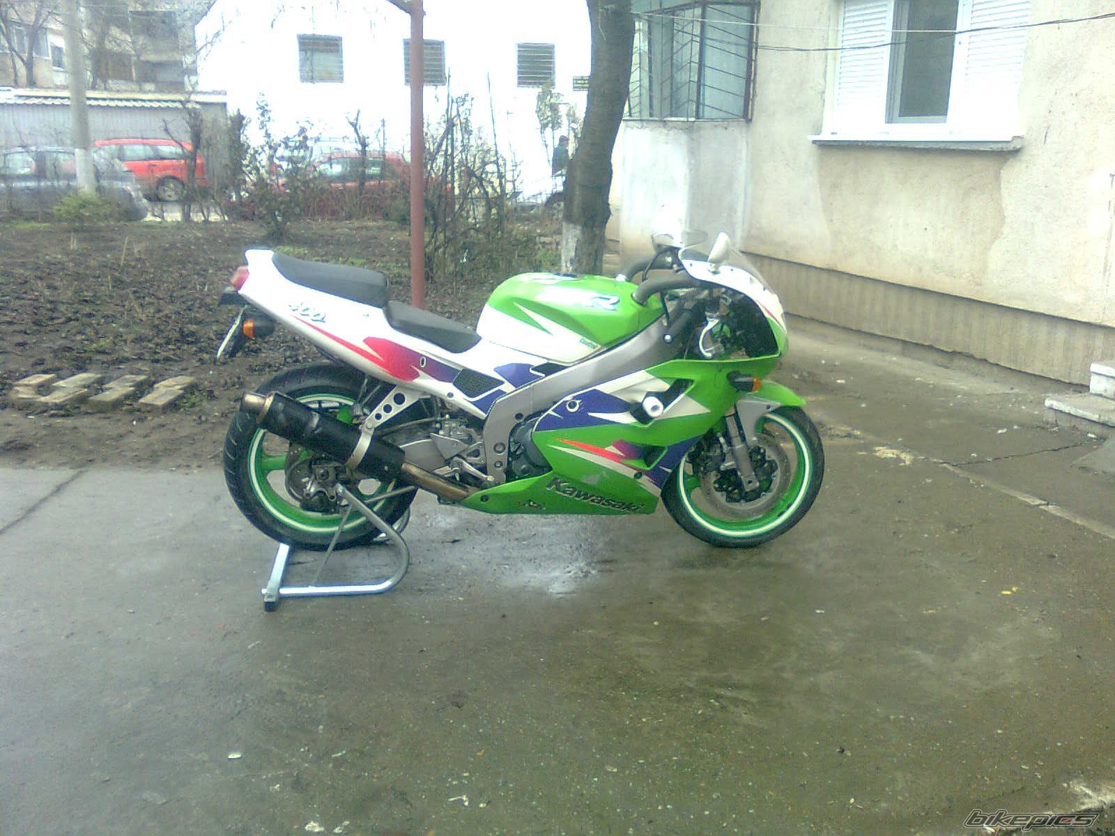 1998 KAWASAKI ZX 4R | Picture 1873589 motorcycle photo