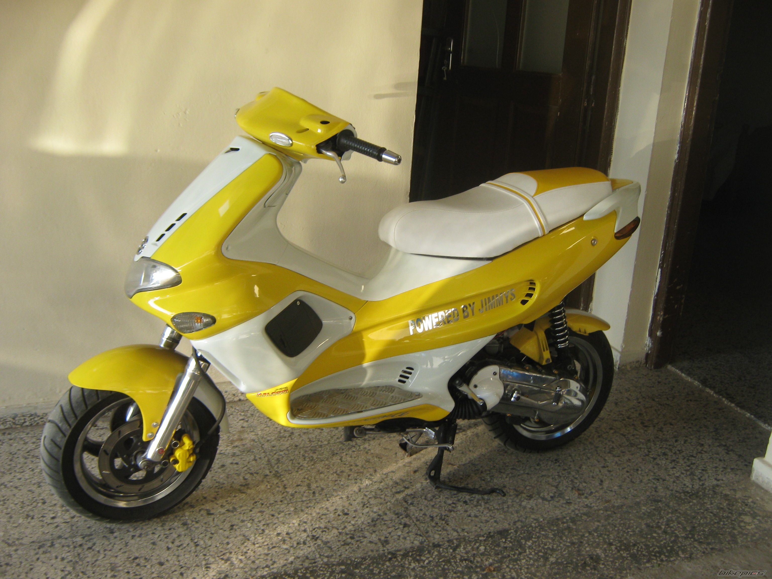 2010 GILERA RUNNER 180 SP | Picture 1874185 motorcycle photo