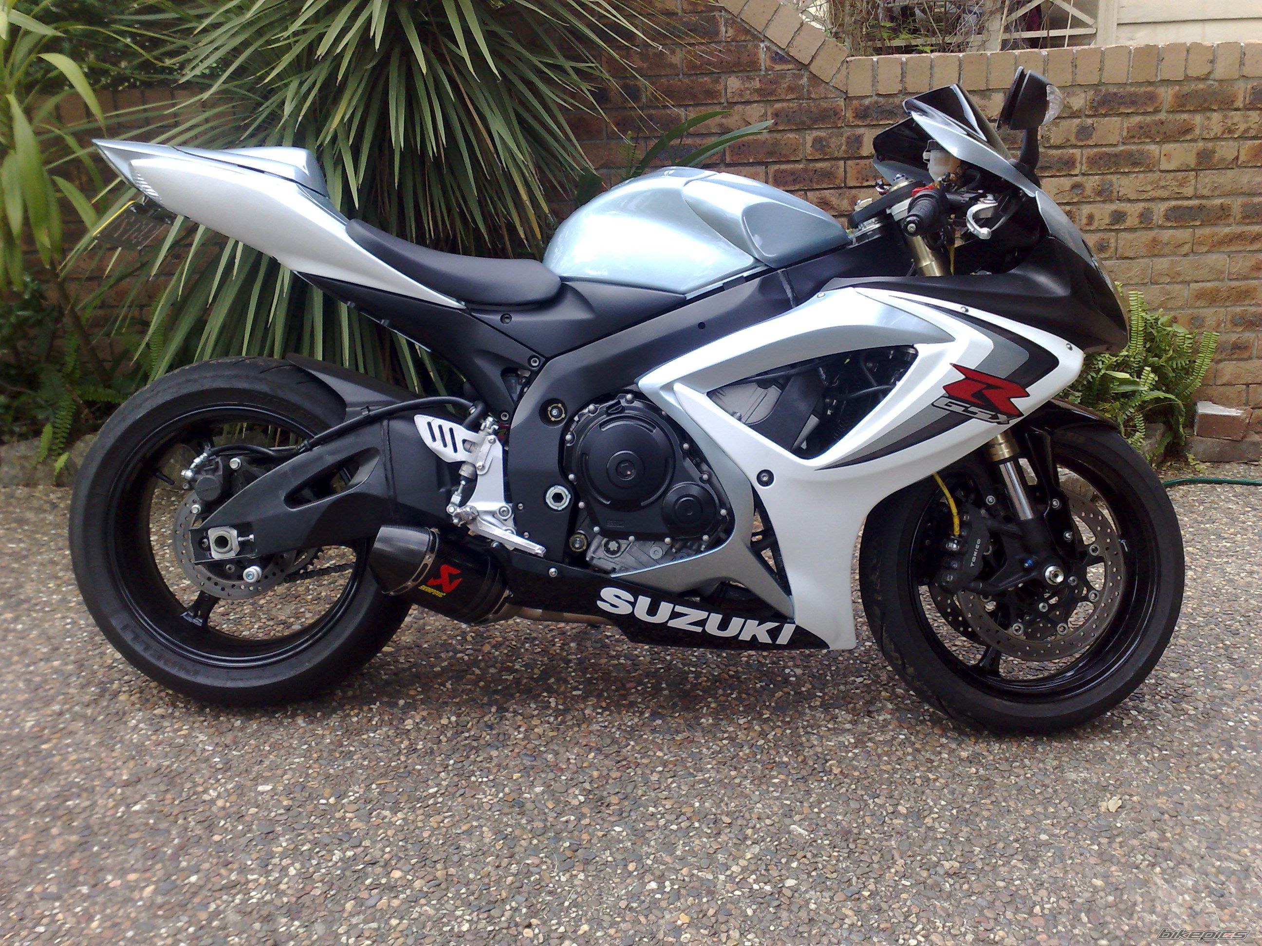 2006 SUZUKI GSX R 600 | Picture 1874390 motorcycle photo