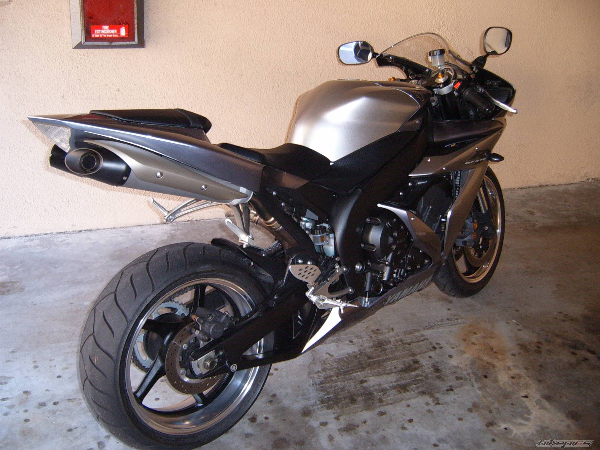 2004 YAMAHA YZF R1 | Picture 187479 motorcycle photo