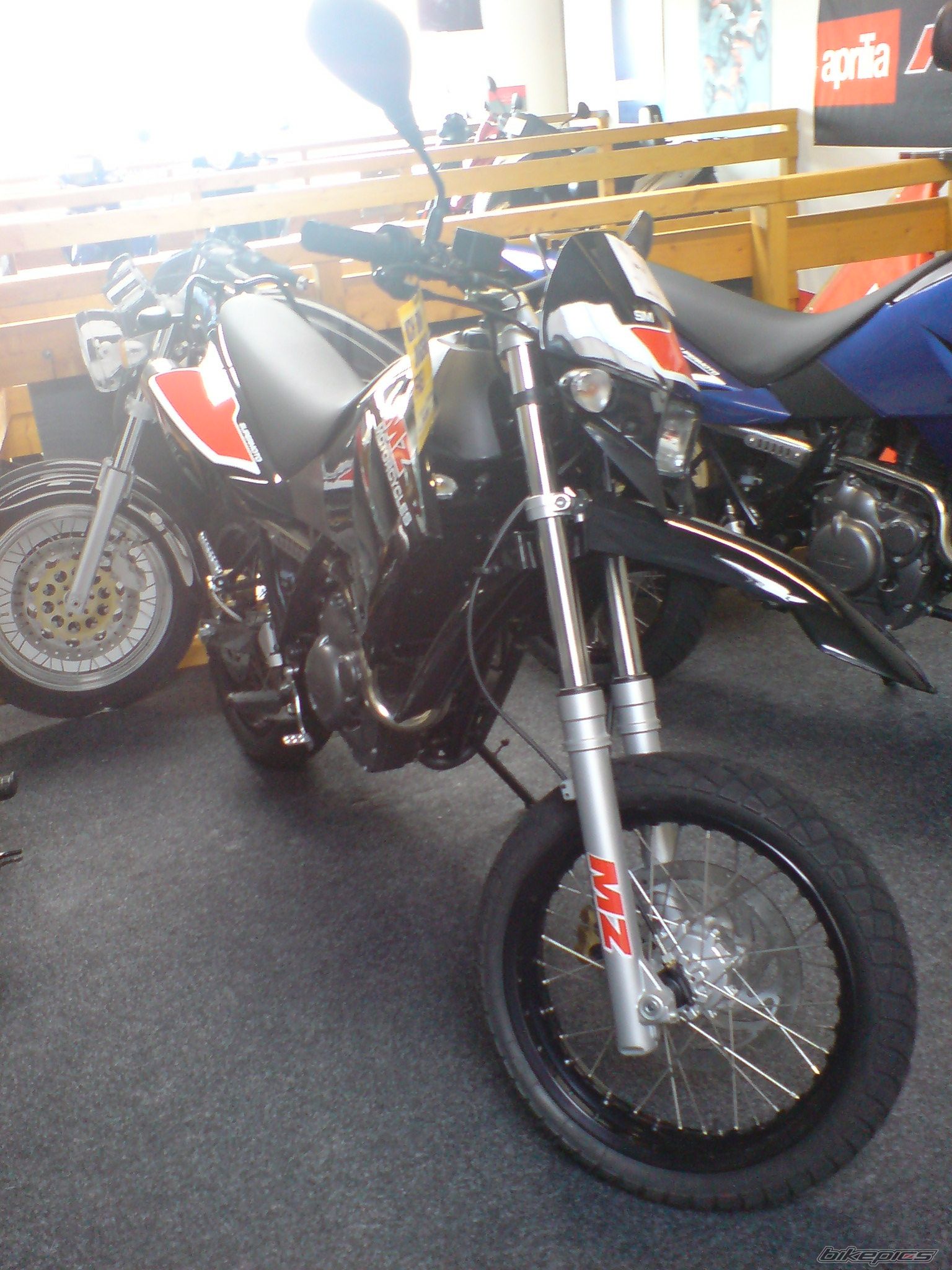 2009 MZ 125SM | Picture 1875278 motorcycle photo