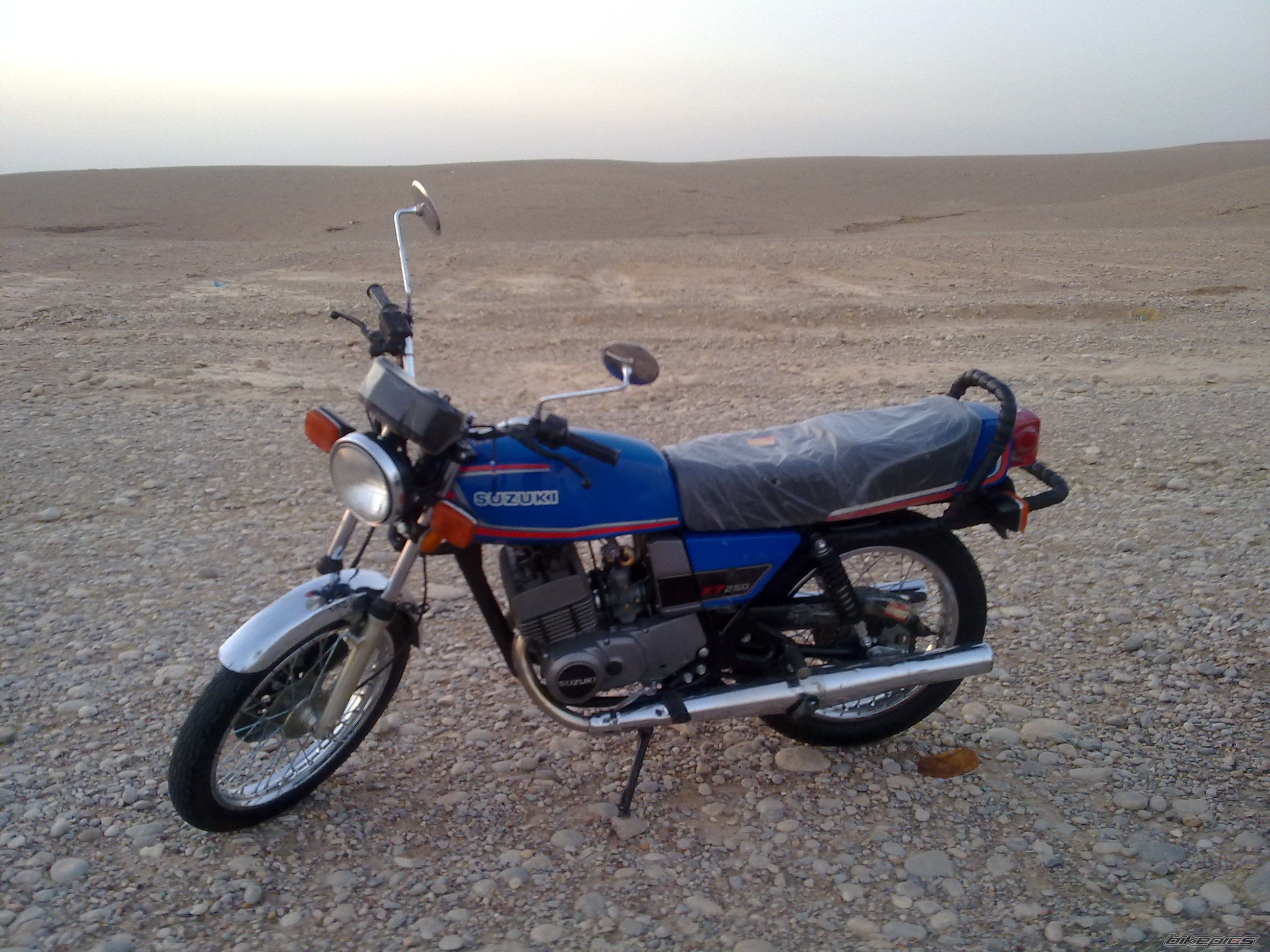 2010 SUZUKI GT 250 | Picture 1876567 motorcycle photo