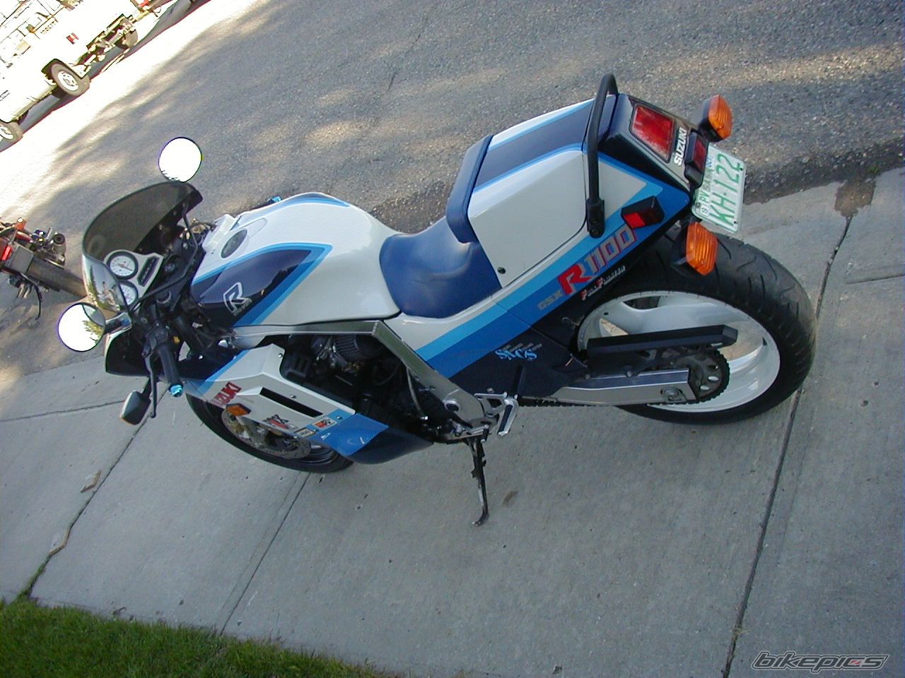 1986 SUZUKI GSX R 1100 | Picture 1877022 motorcycle photo