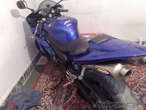 2009 YAMAHA YZF R1 | Picture 1877073 motorcycle photo