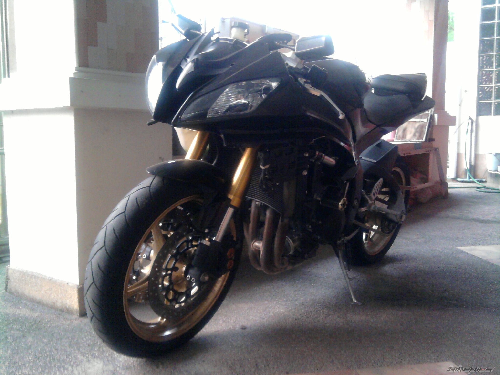 2009 YAMAHA YZF R6 | Picture 1878038 motorcycle photo