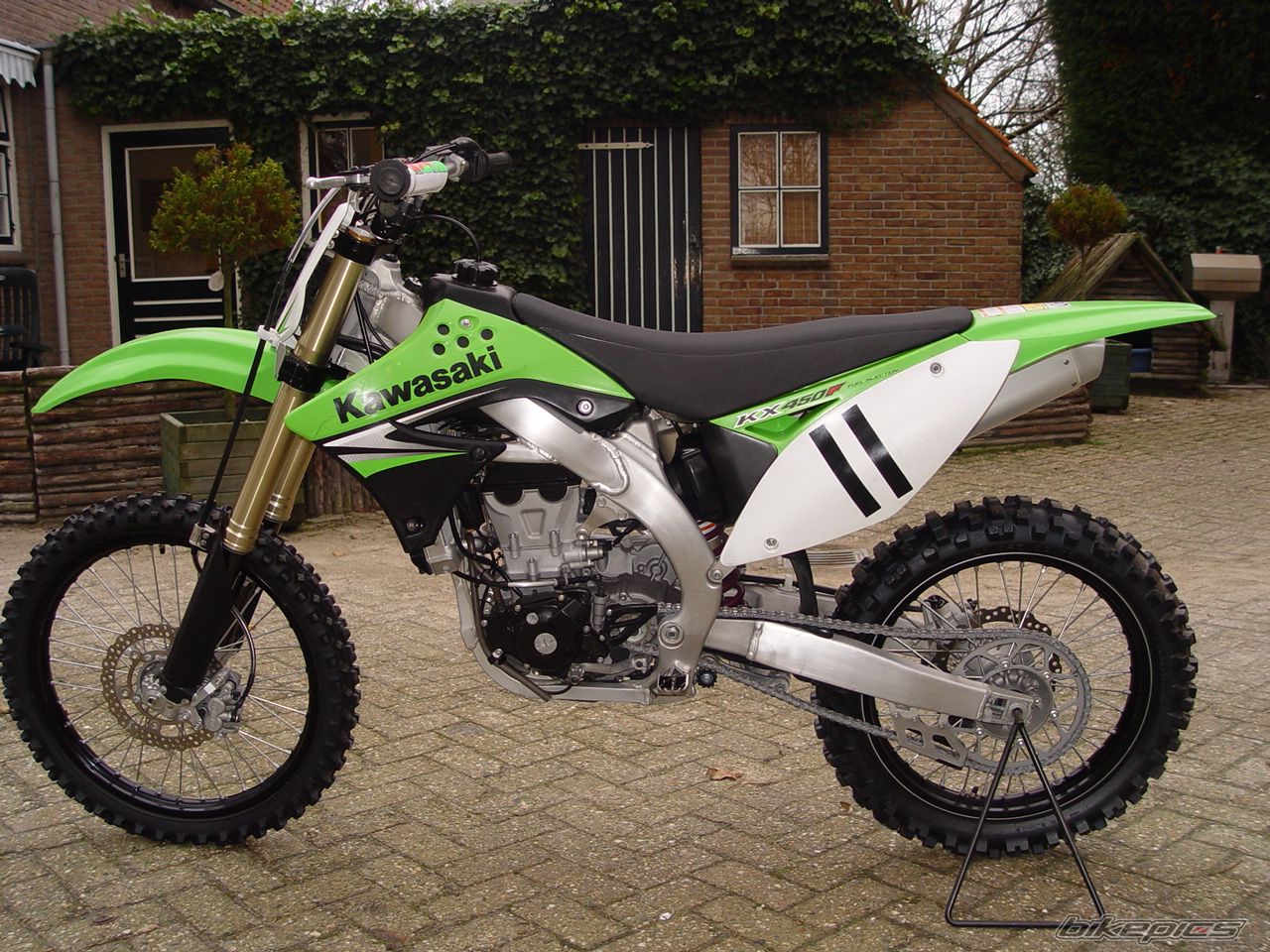 2009 KAWASAKI KX 450F | Picture 1878721 motorcycle photo