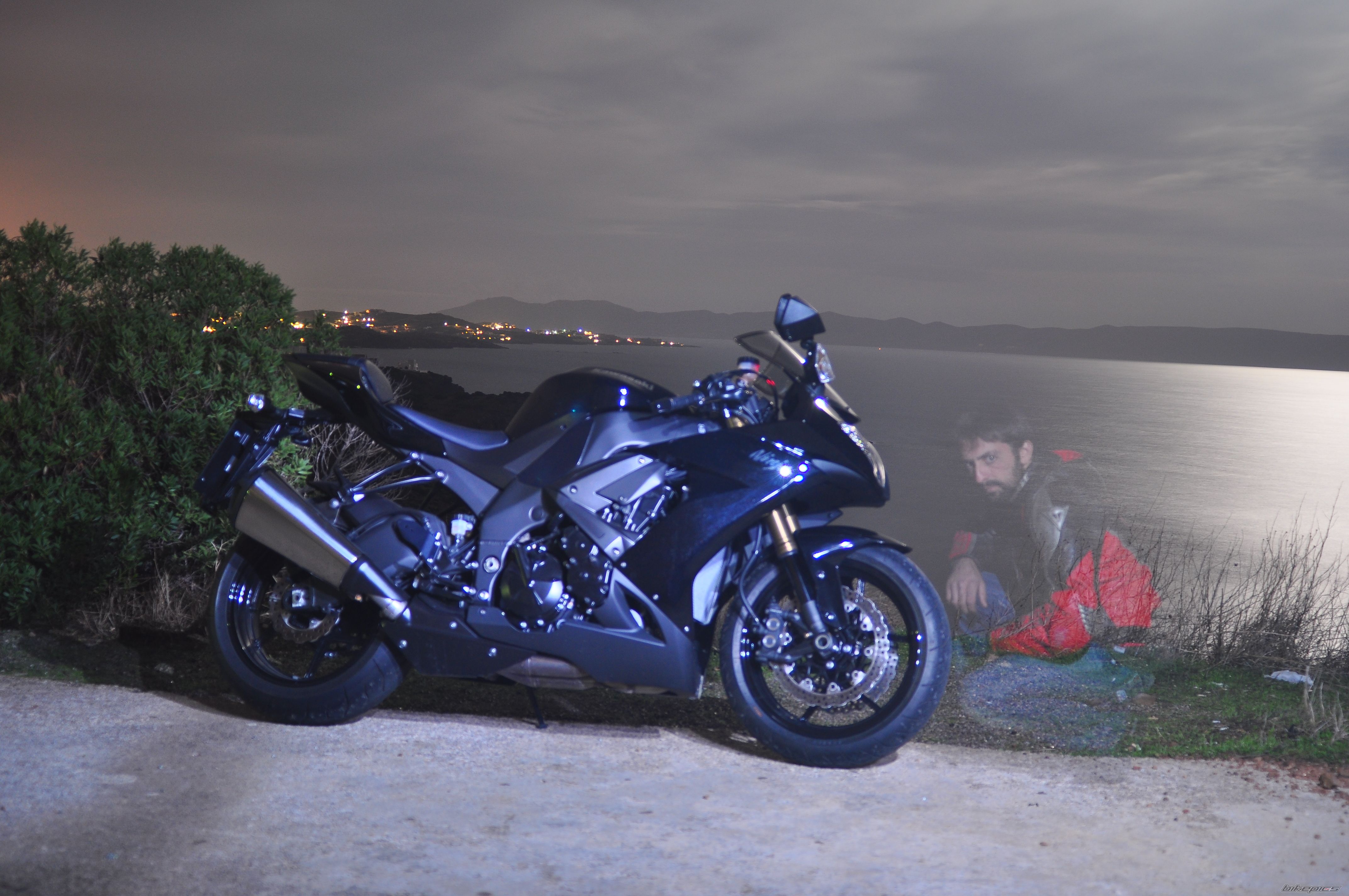 2008 KAWASAKI ZX 10R | Picture 1879809 motorcycle photo