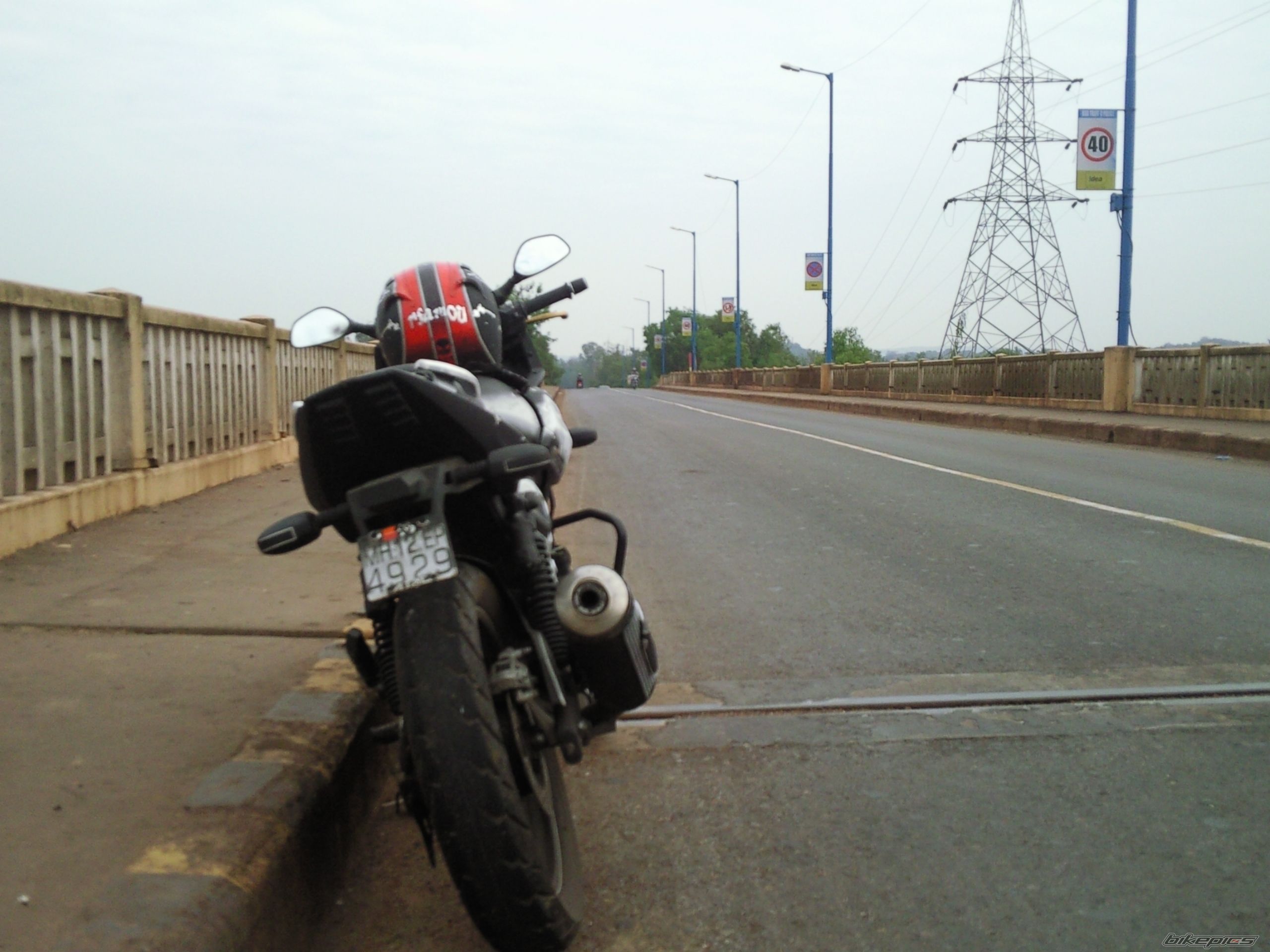 2010 BAJAJ PULSAR 180 | Picture 1880609 motorcycle photo