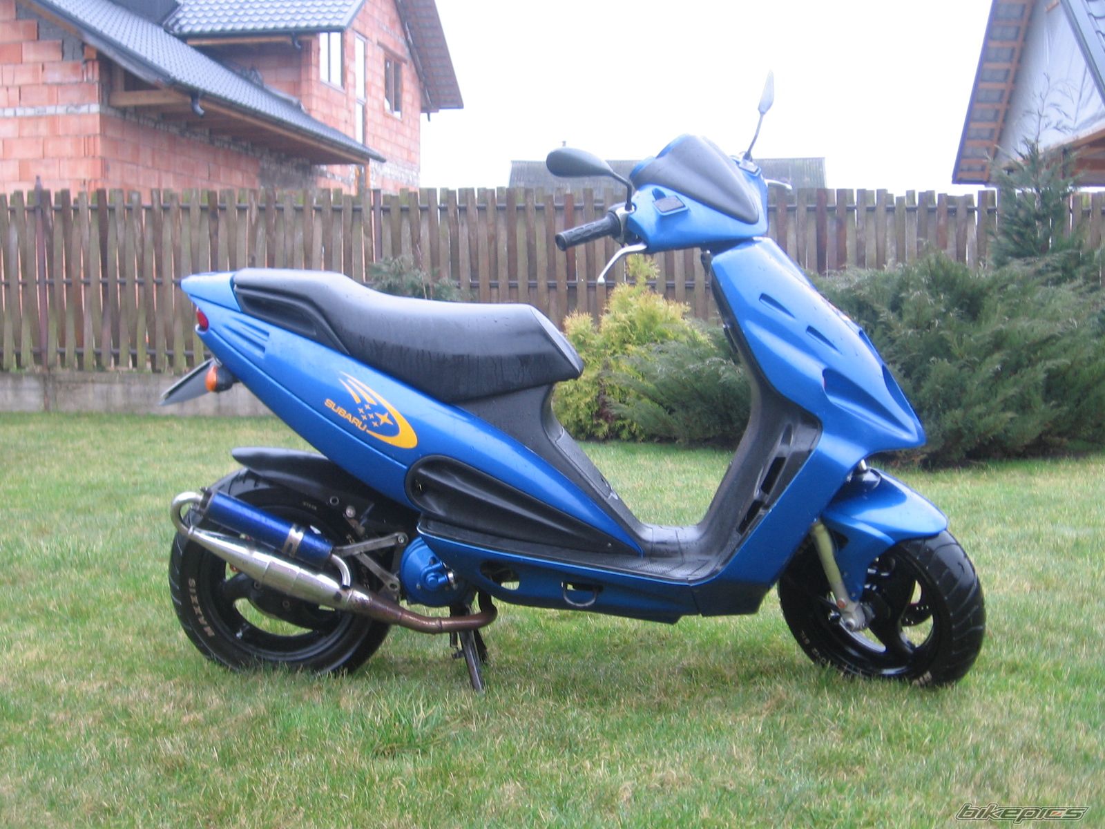 2001 MALAGUTI F 12 50 | Picture 1882644 motorcycle photo