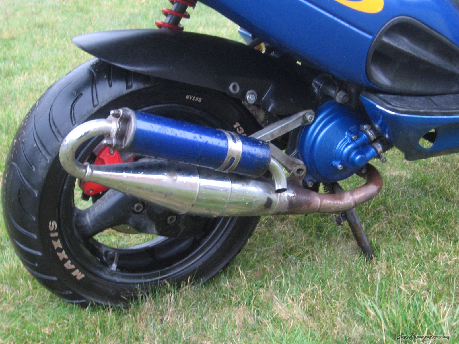 2001 MALAGUTI F 12 50 | Picture 1882661 motorcycle photo