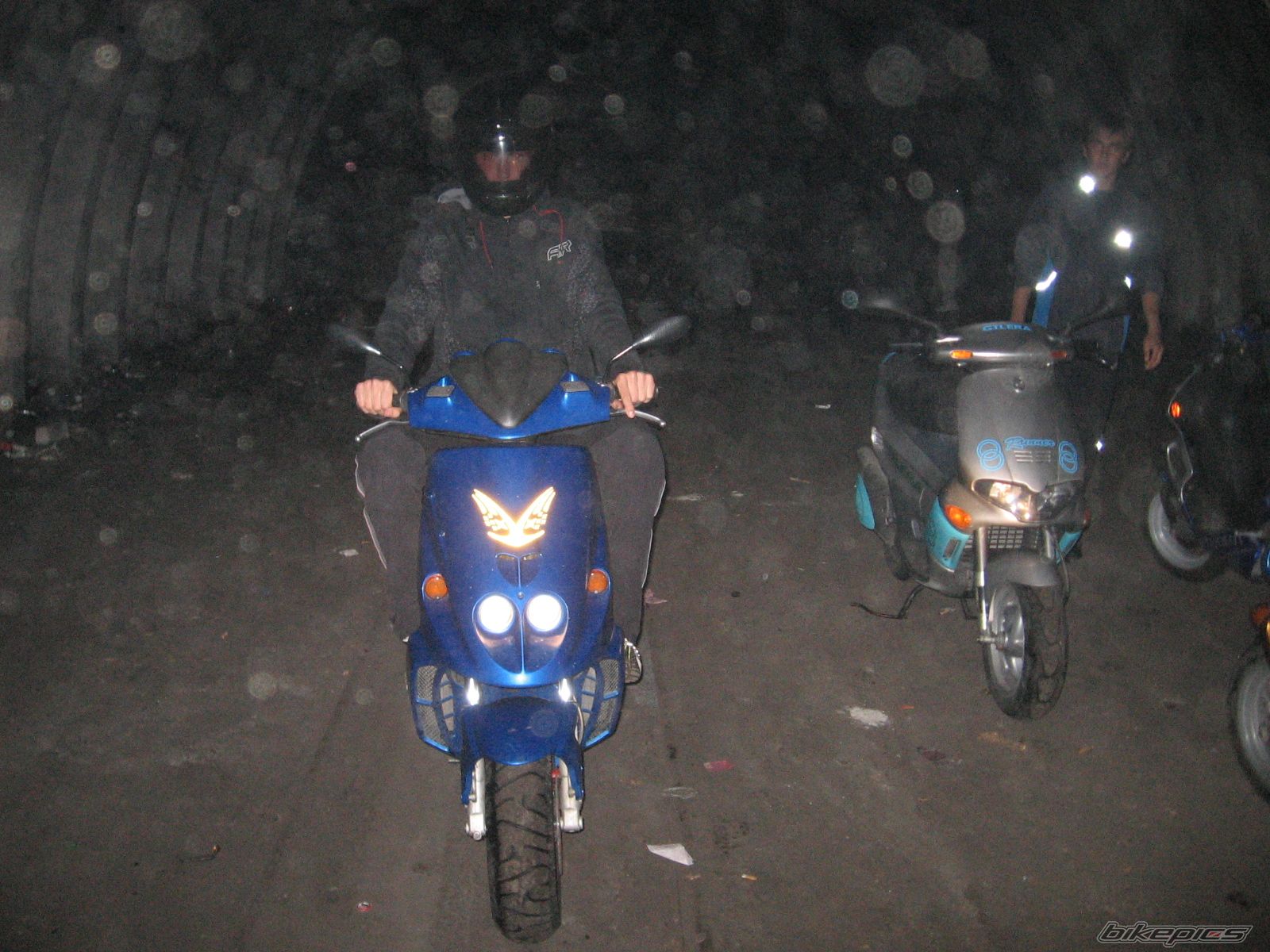2001 MALAGUTI F 12 50 | Picture 1882686 motorcycle photo